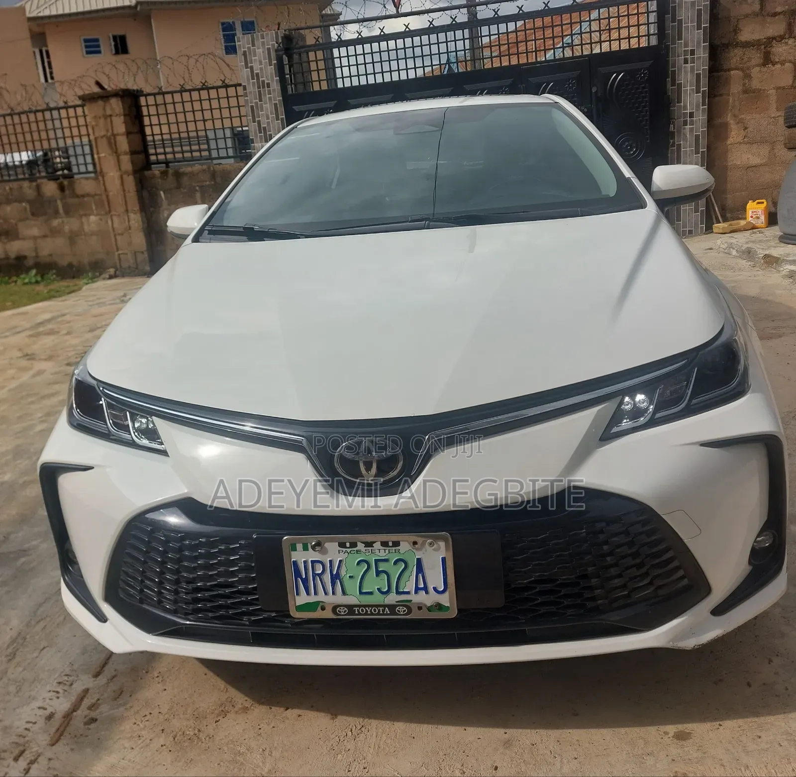 Toyota Corolla 2025 White