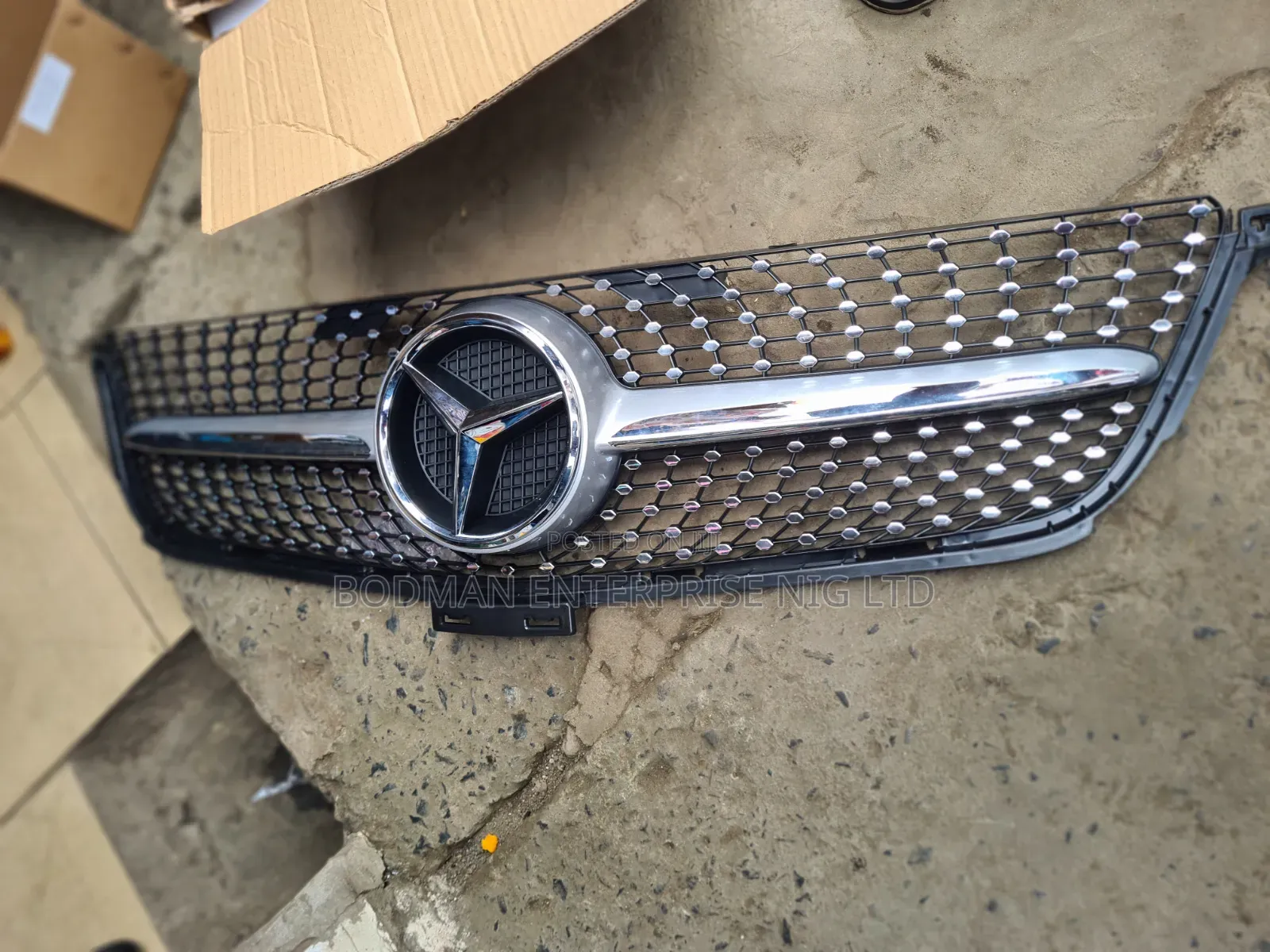 Front Grille Mercedes Benz ML 164,166 $# at ×