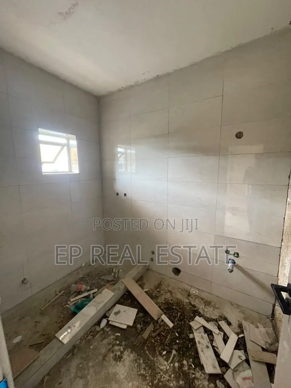 3bdrm Apartment in Kaura for rent