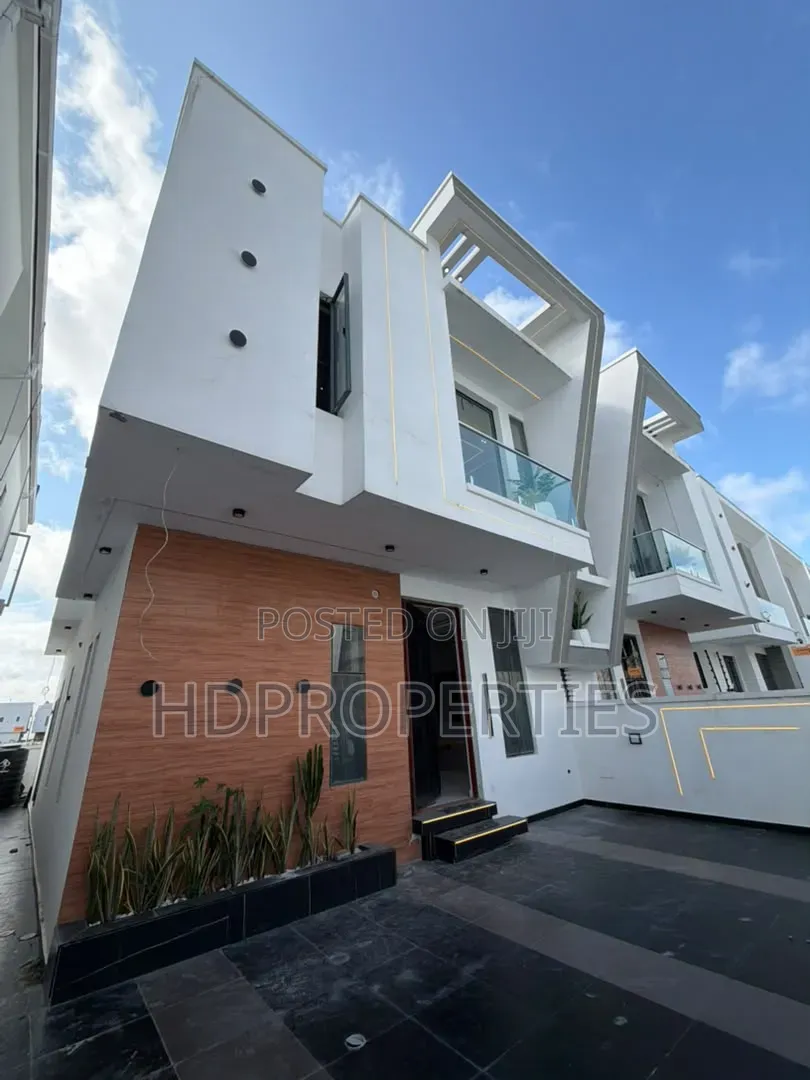 4bdrm Duplex in Lekki Palm City, Lagos Island / Lagos Island for rent