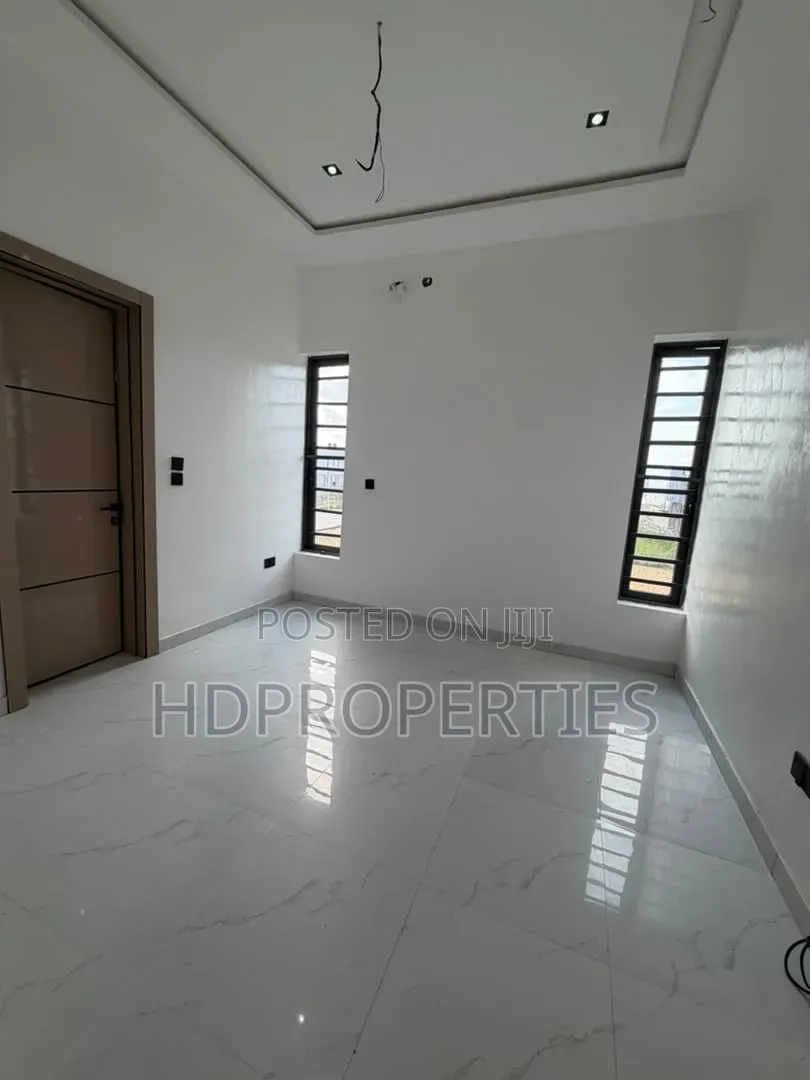 4bdrm Duplex in Lekki Palm City, Lagos Island / Lagos Island for rent
