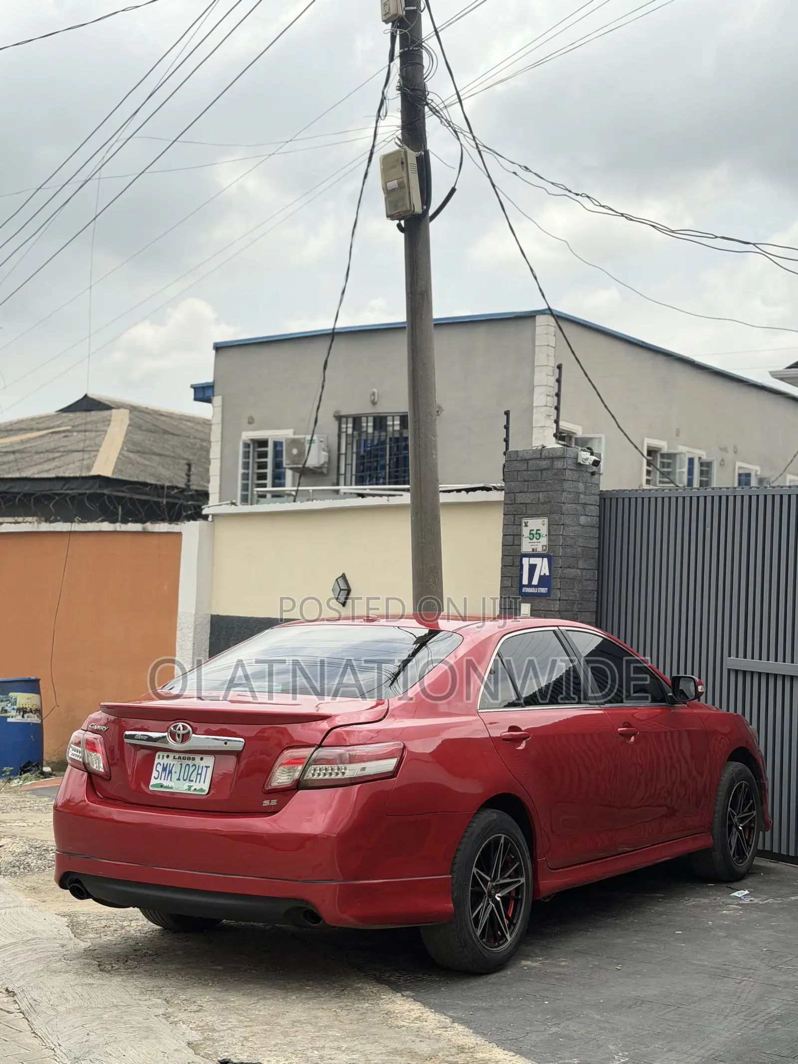 Toyota Camry SE V6 4dr Sedan (3.5L 6cyl 6A) 2011 Red