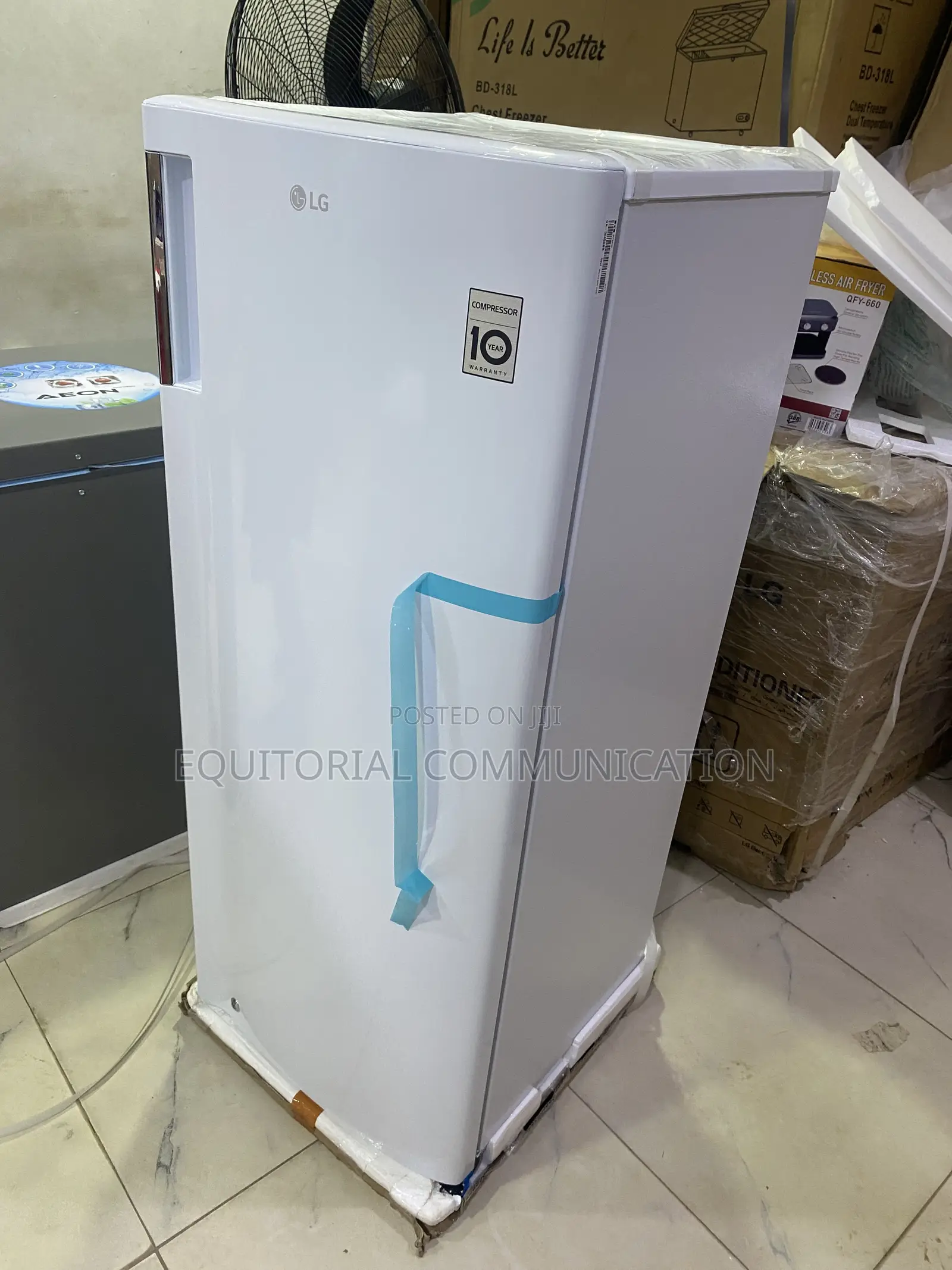LG GN-304SQBR Compact Standing Freezer 168L