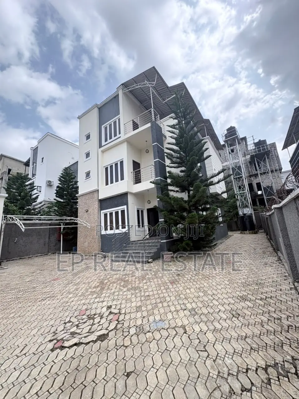 4bdrm Duplex in Guzape District for rent