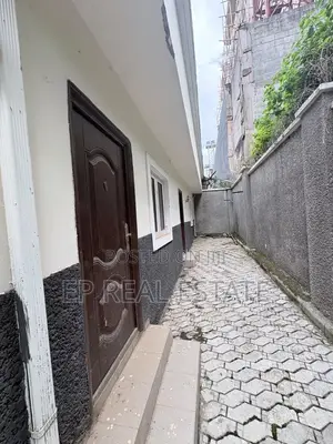 4bdrm Duplex in Guzape District for rent