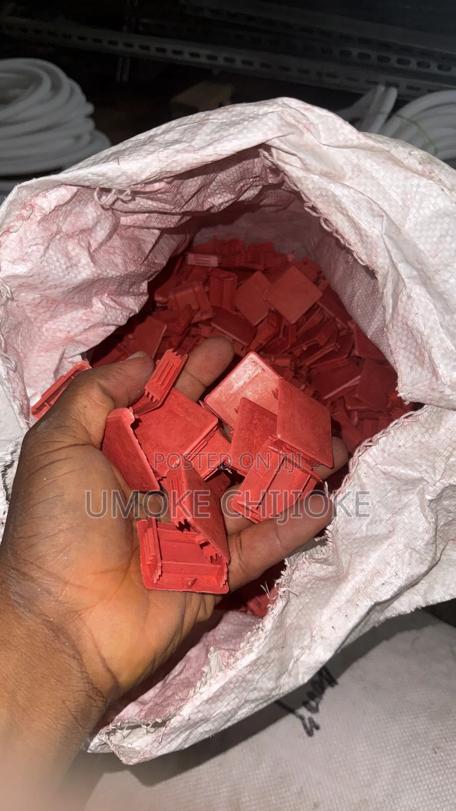 41x21 Unistrut Channel End Caps – Plastic Strut Covers