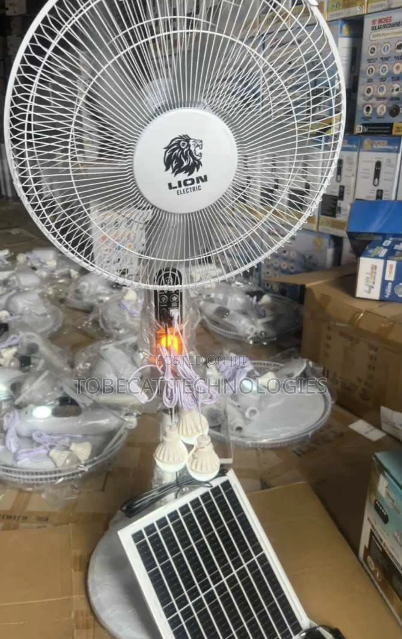 16” Lion Solar Standing Fan