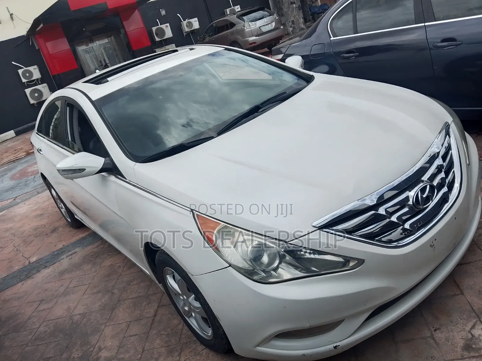 Hyundai Sonata Limited Sedan FWD (2.4L 4cyl 6A) 2012 White