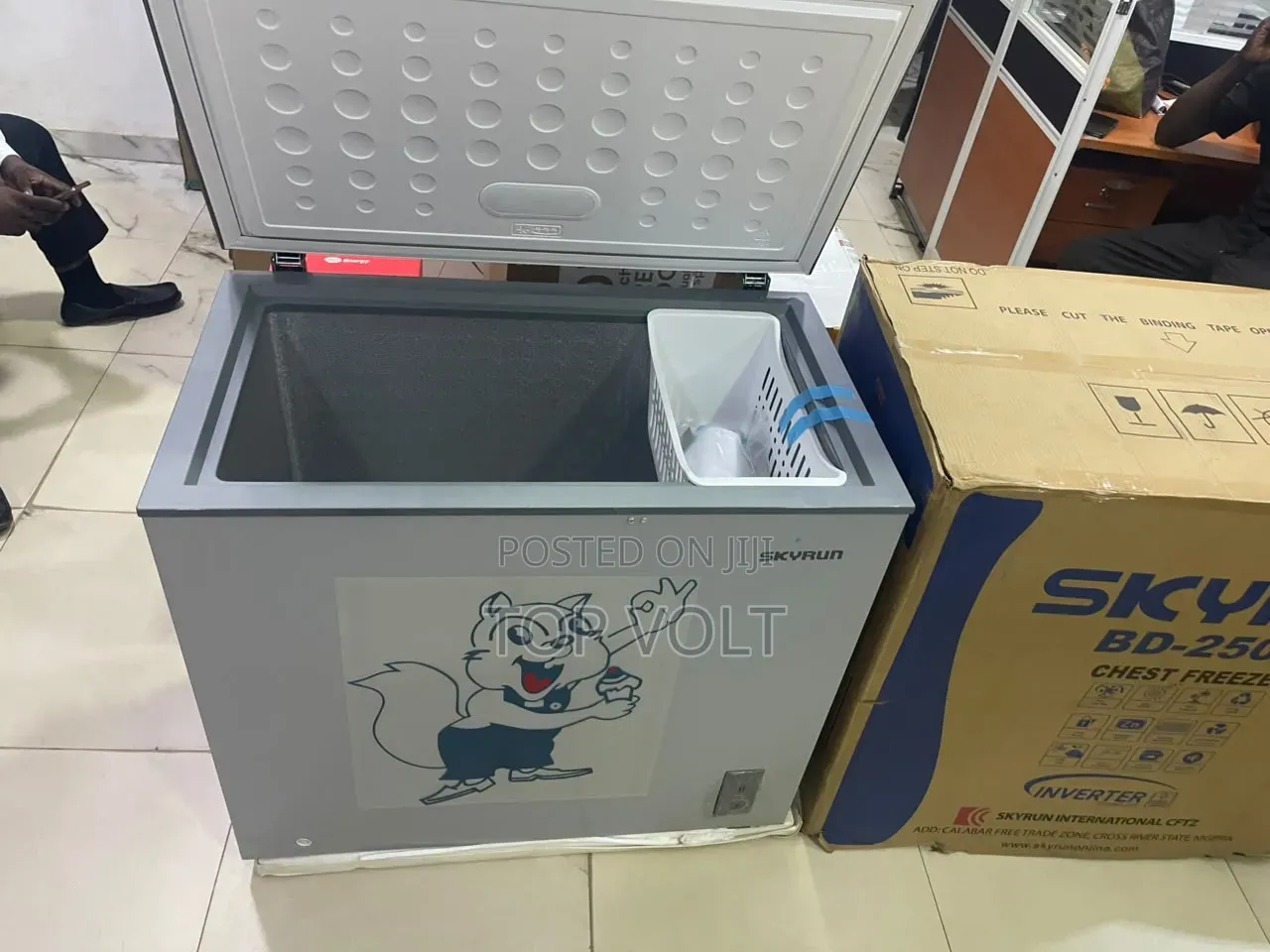 Skyrun 200Ltrs Chest Freezer With Inverter Technology