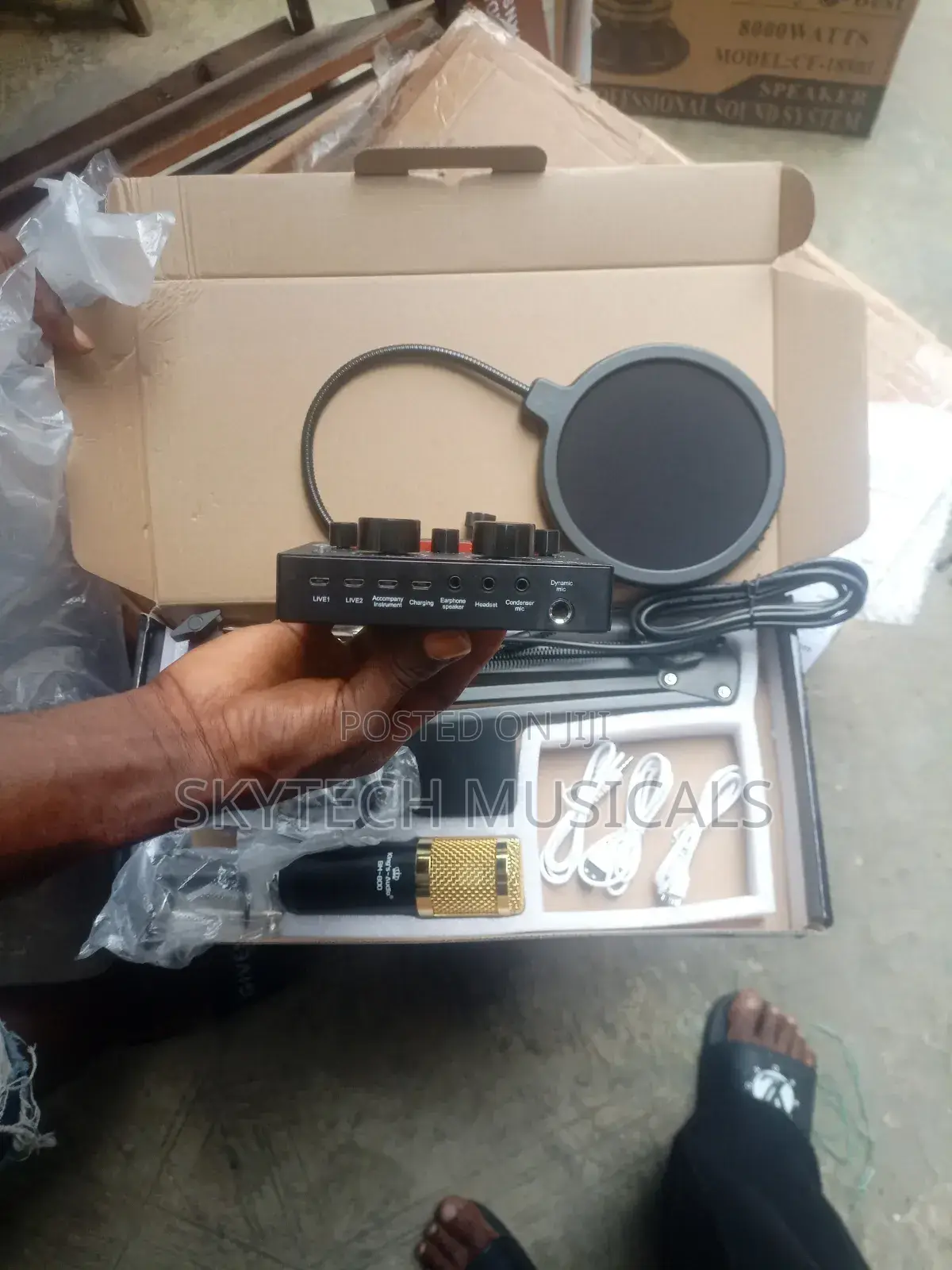 Kings-Audio Bm-800 Condenser Mic With V8 Sound Card Complete Set