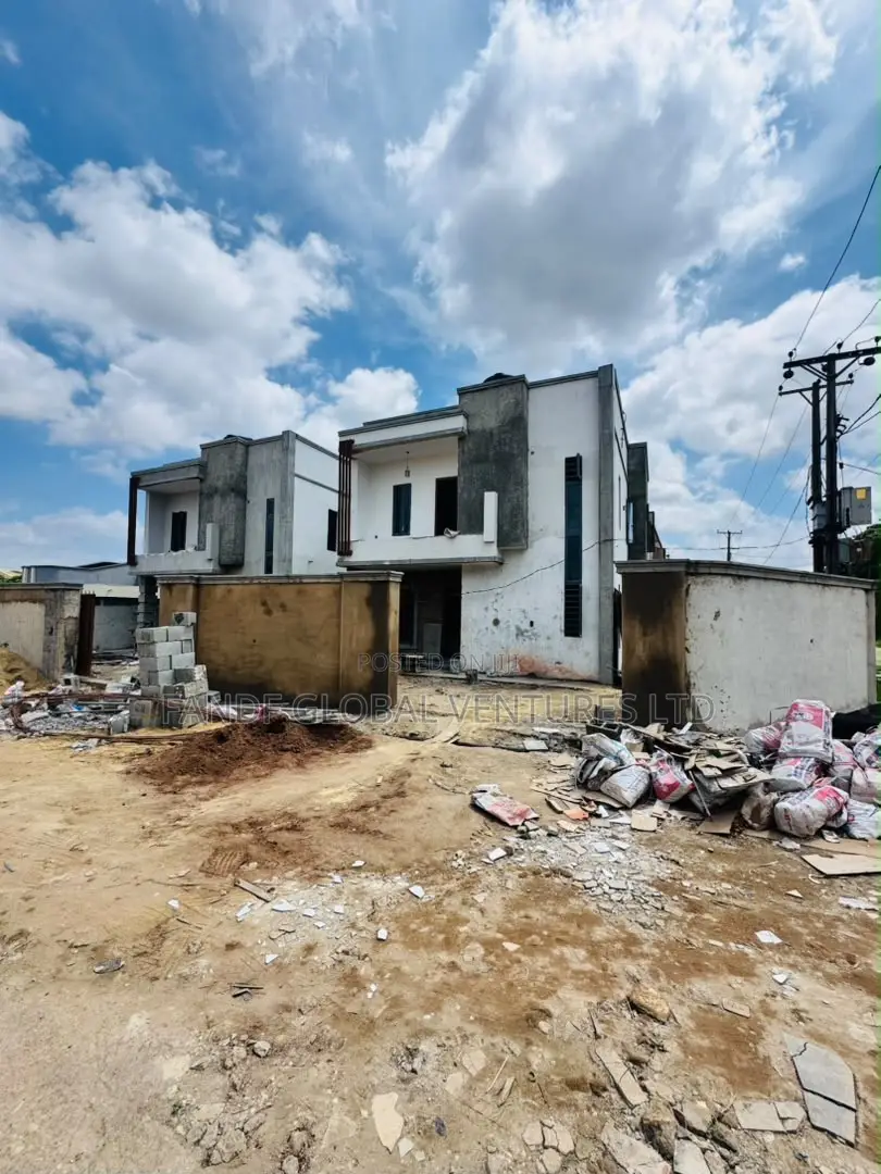 4bdrm Duplex in Fagba for sale