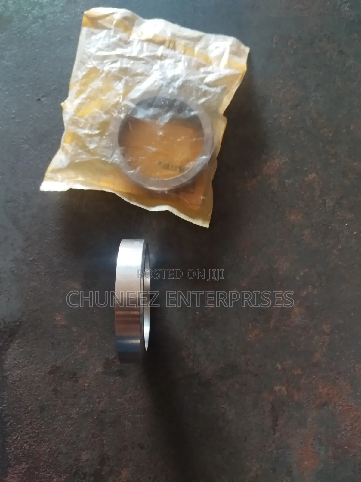 Caterpillar Insert (Exhaust)