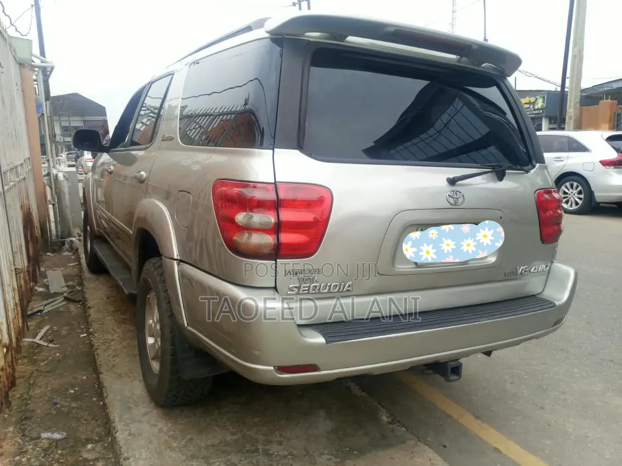 Toyota Sequoia 2002 Silver