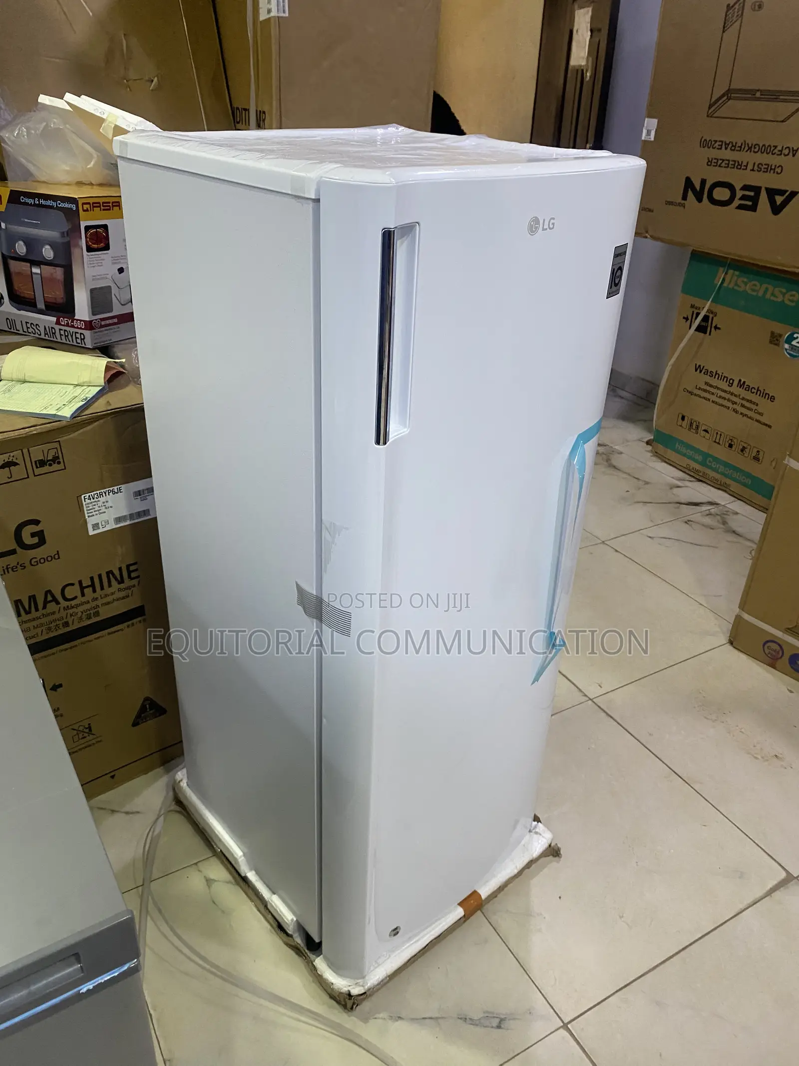 LG GN-304SQBR Freezer for Meat and Fish Storage