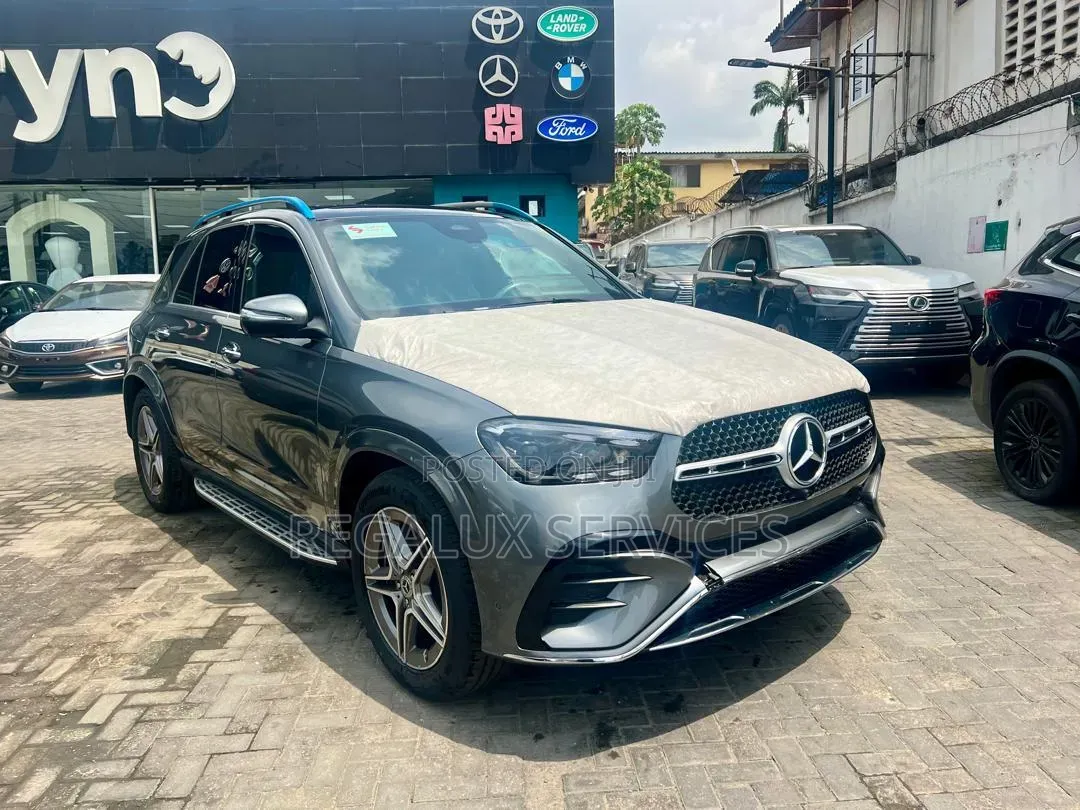 New Mercedes-Benz GLE-Class 2025 Gold