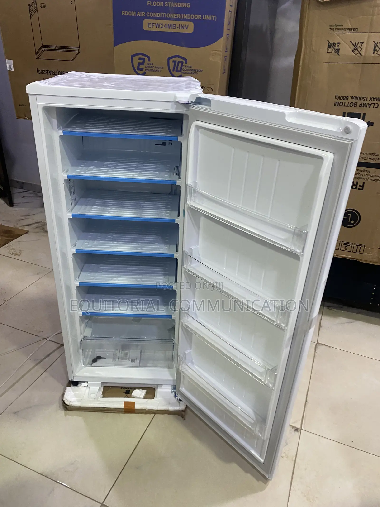 LG GN-304SQBR Freezer for Shops and Homes 168L