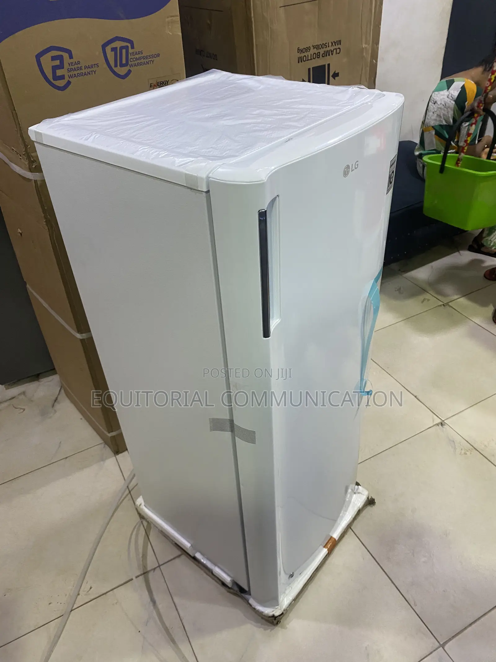LG GN-304SQBR 168L Vertical Food Storage Freezer