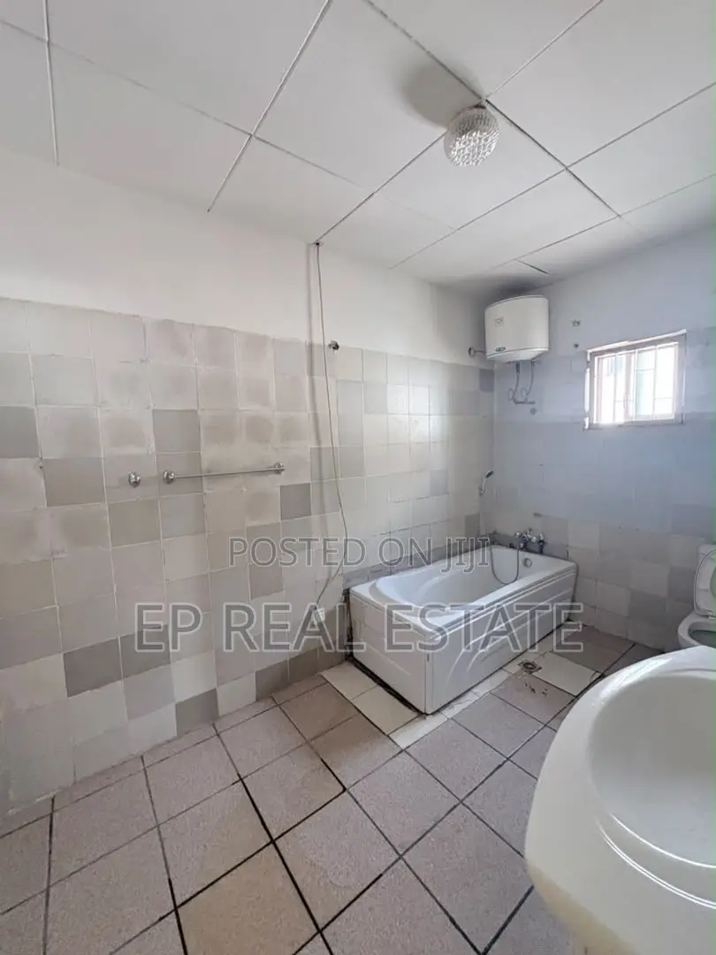 5bdrm Duplex in Maitama for rent
