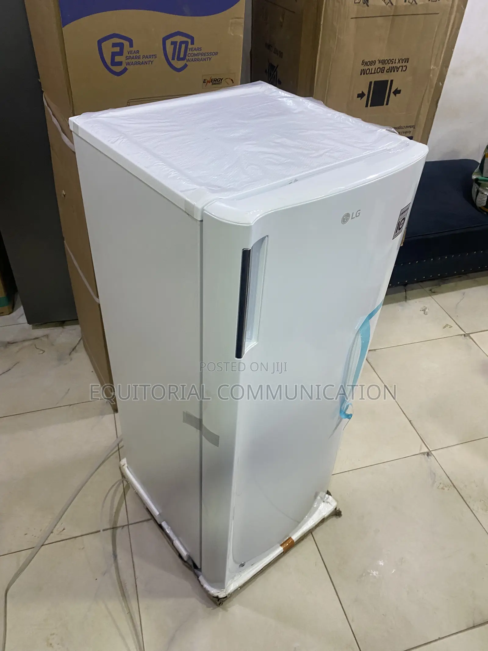 LG GN-304SQBR Freezer for Long-Term Food Storage 168L