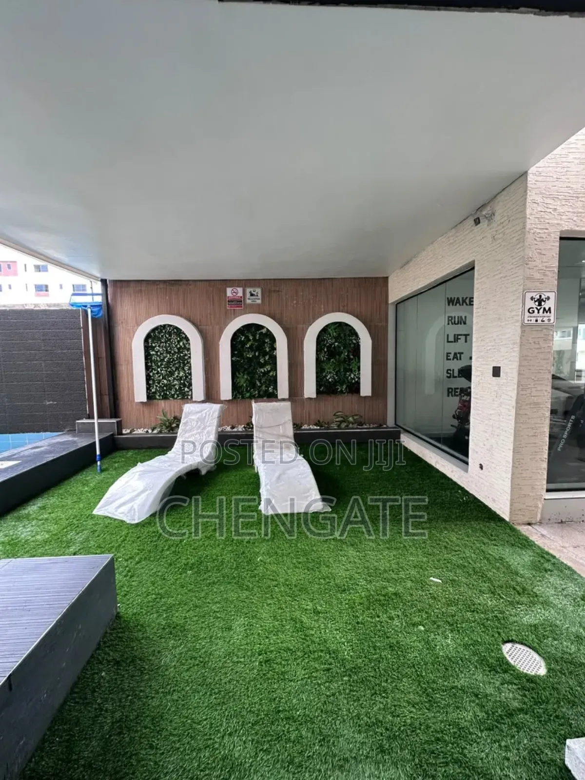 2bdrm Apartment in Lekki Phase 1 for sale