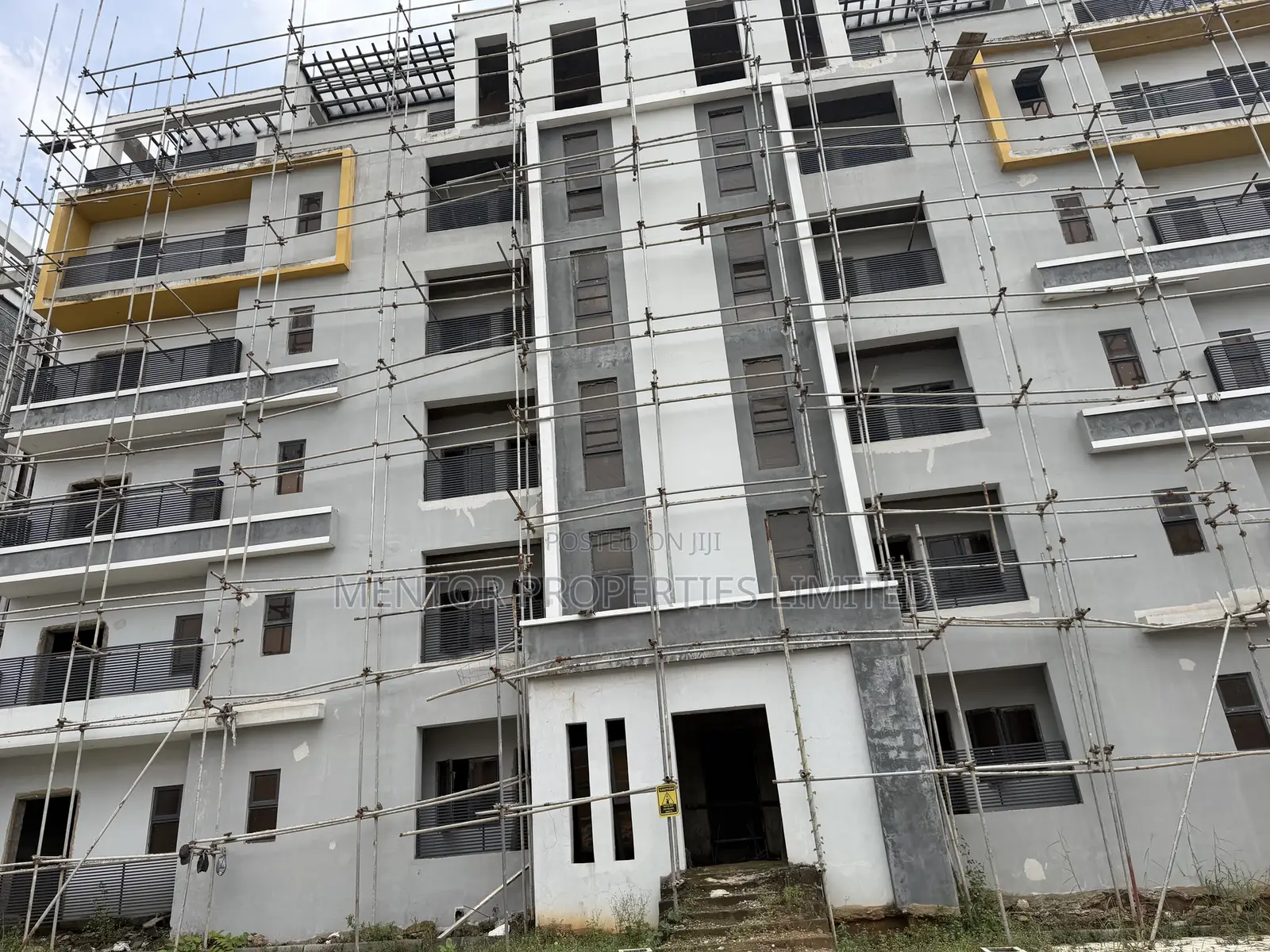 3bdrm Apartment in Cosgrove Estate, Katampe (Main) for sale