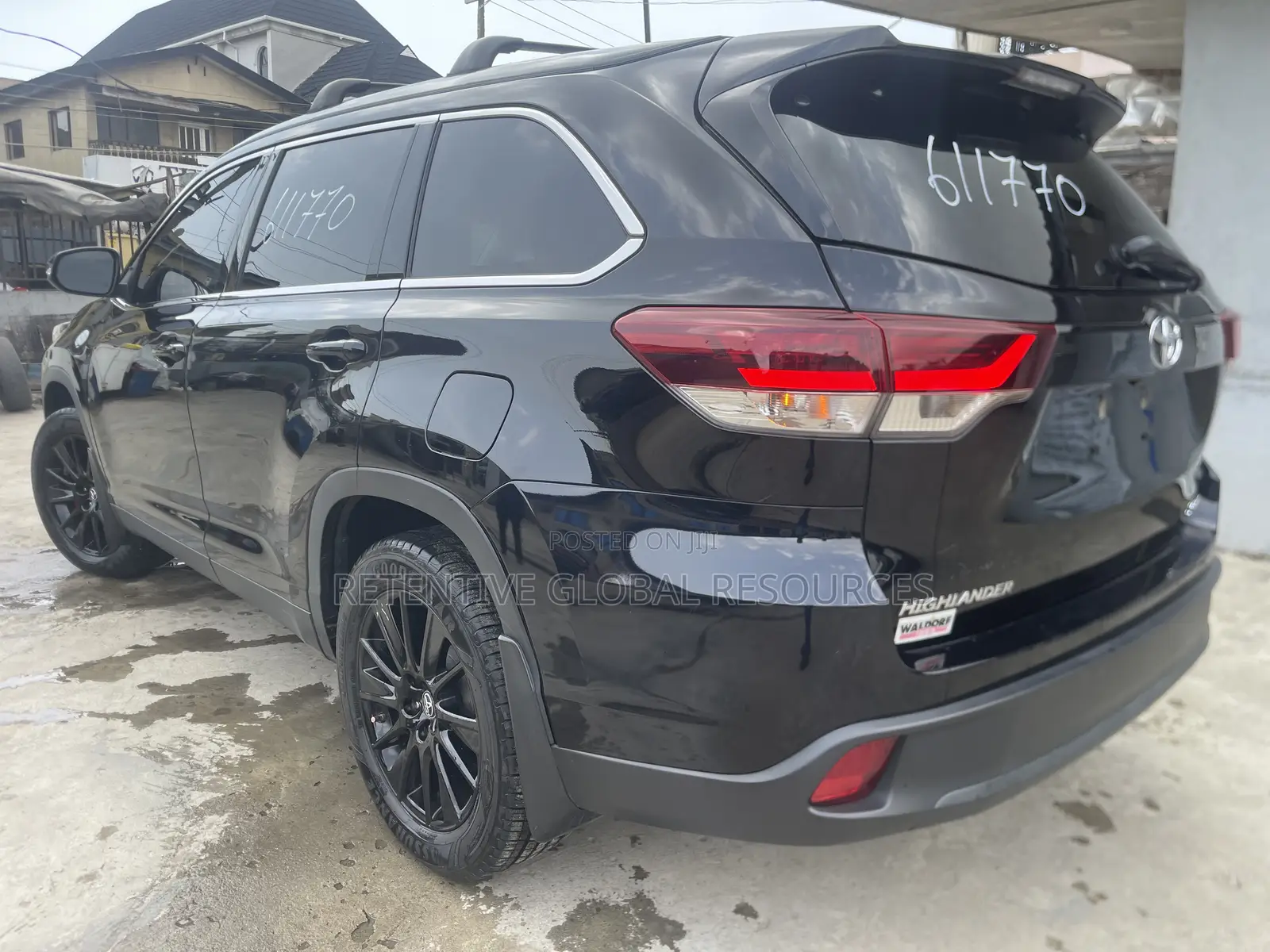 Toyota Highlander SE 2019 Black