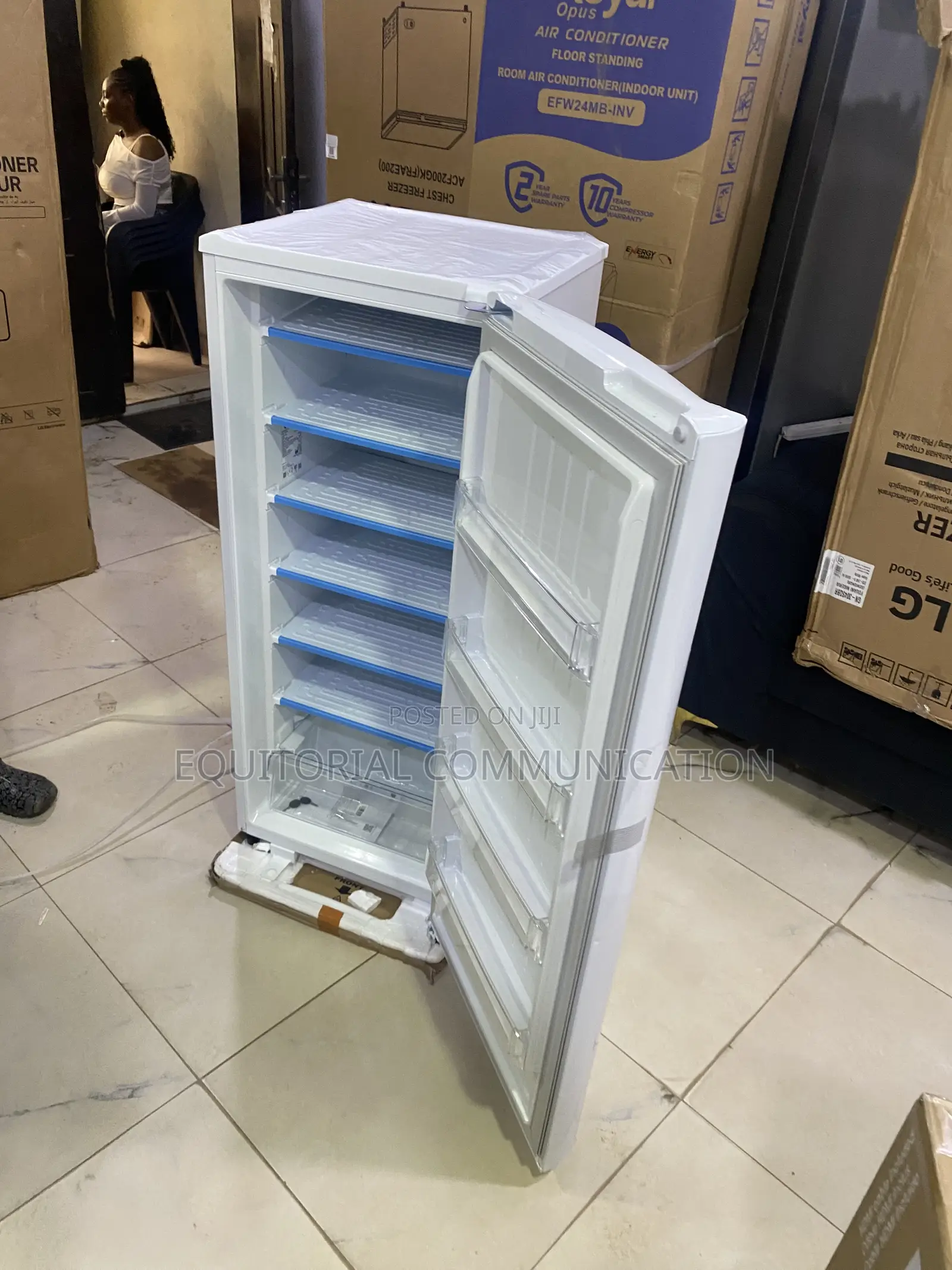 LG GN-304SQBR 168L Freezer for Business Use