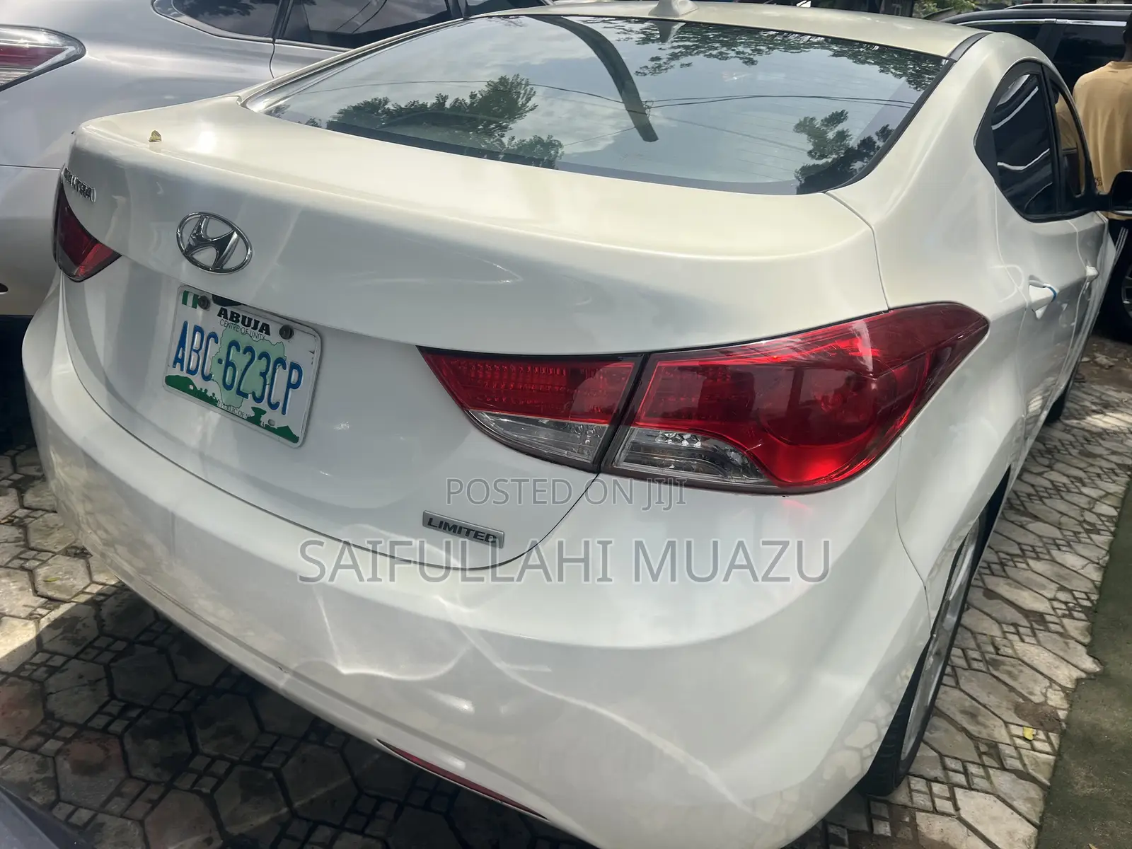 Hyundai Elantra Limited 2012 White