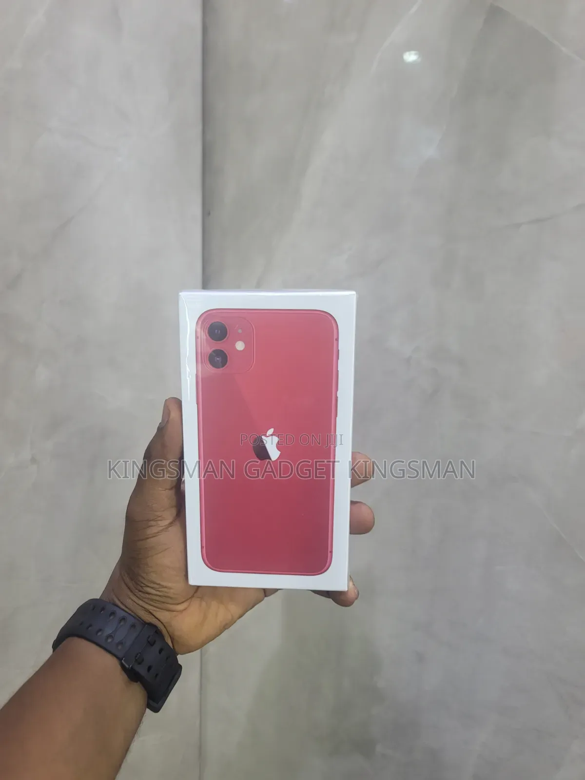New Apple iPhone 11 128 GB Red