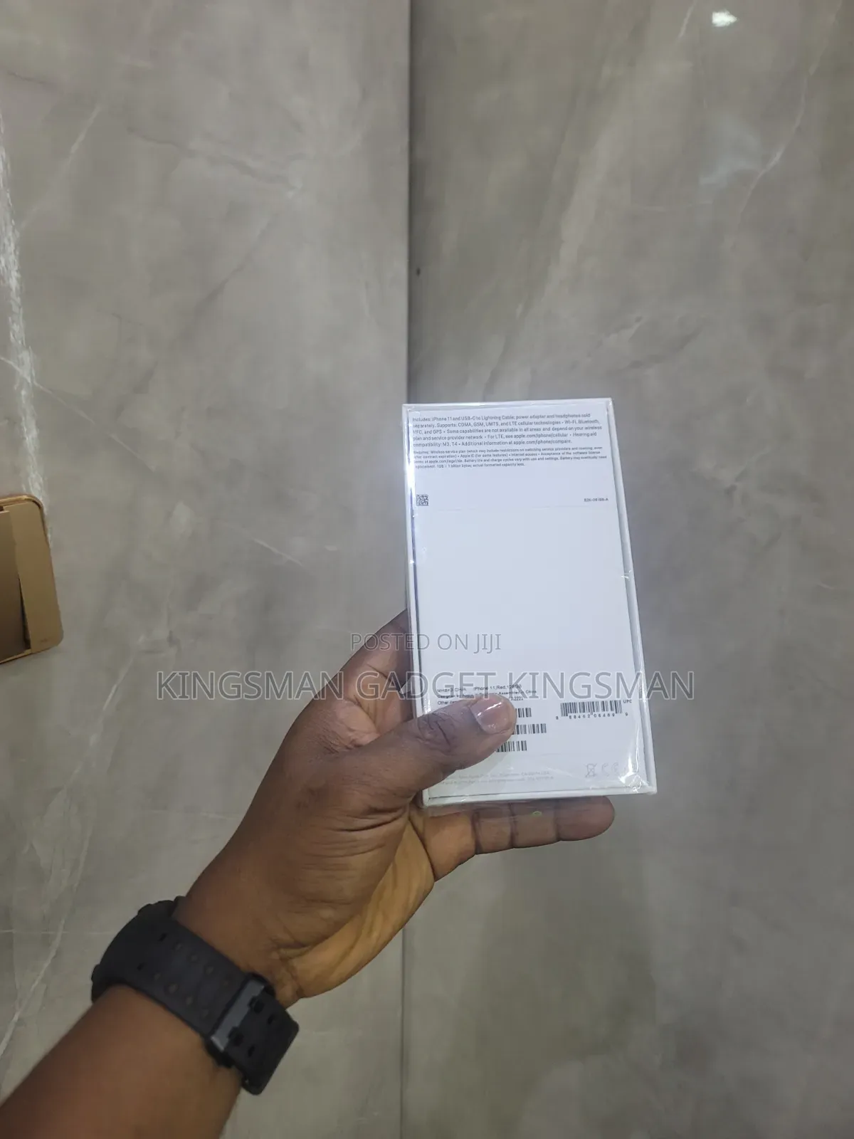 New Apple iPhone 11 128 GB Red