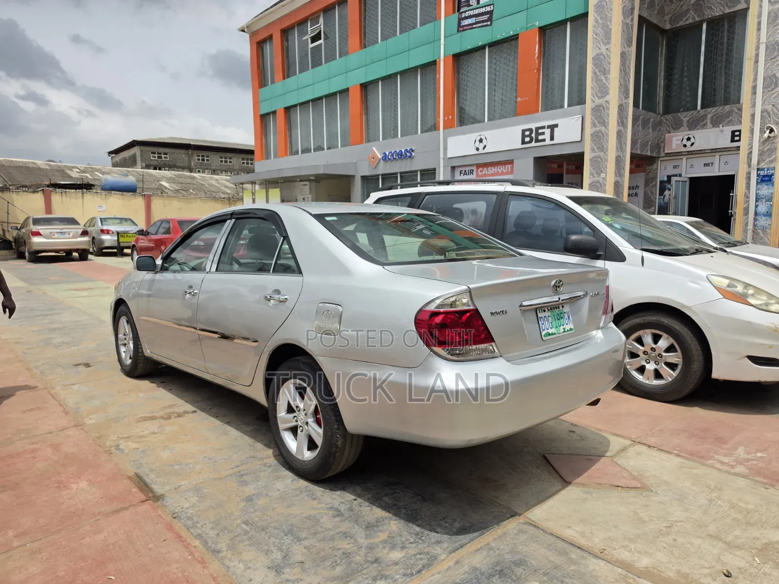 Toyota Camry 2.4 XLi 2005 Silver
