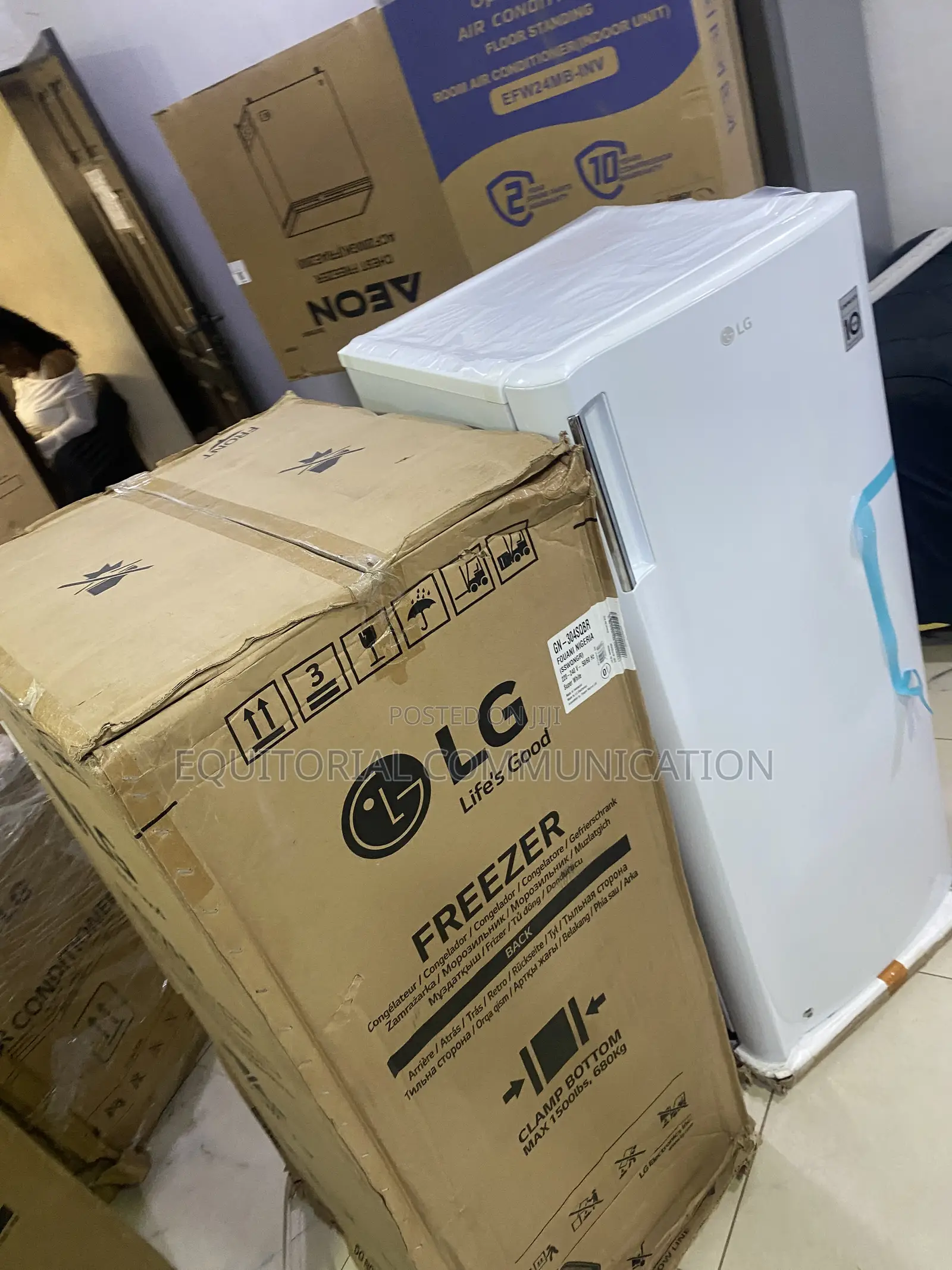 LG GN-304SQBR Upright Freezer for Grocery Storage 168L