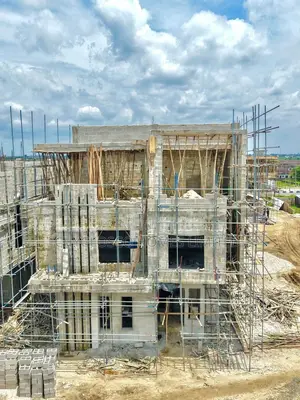 5bdrm Duplex in Garden City Estate., New Layout for sale