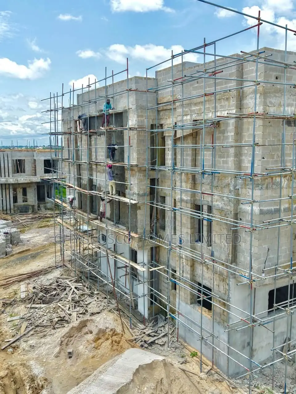 5bdrm Duplex in Garden City Estate., New Layout for sale