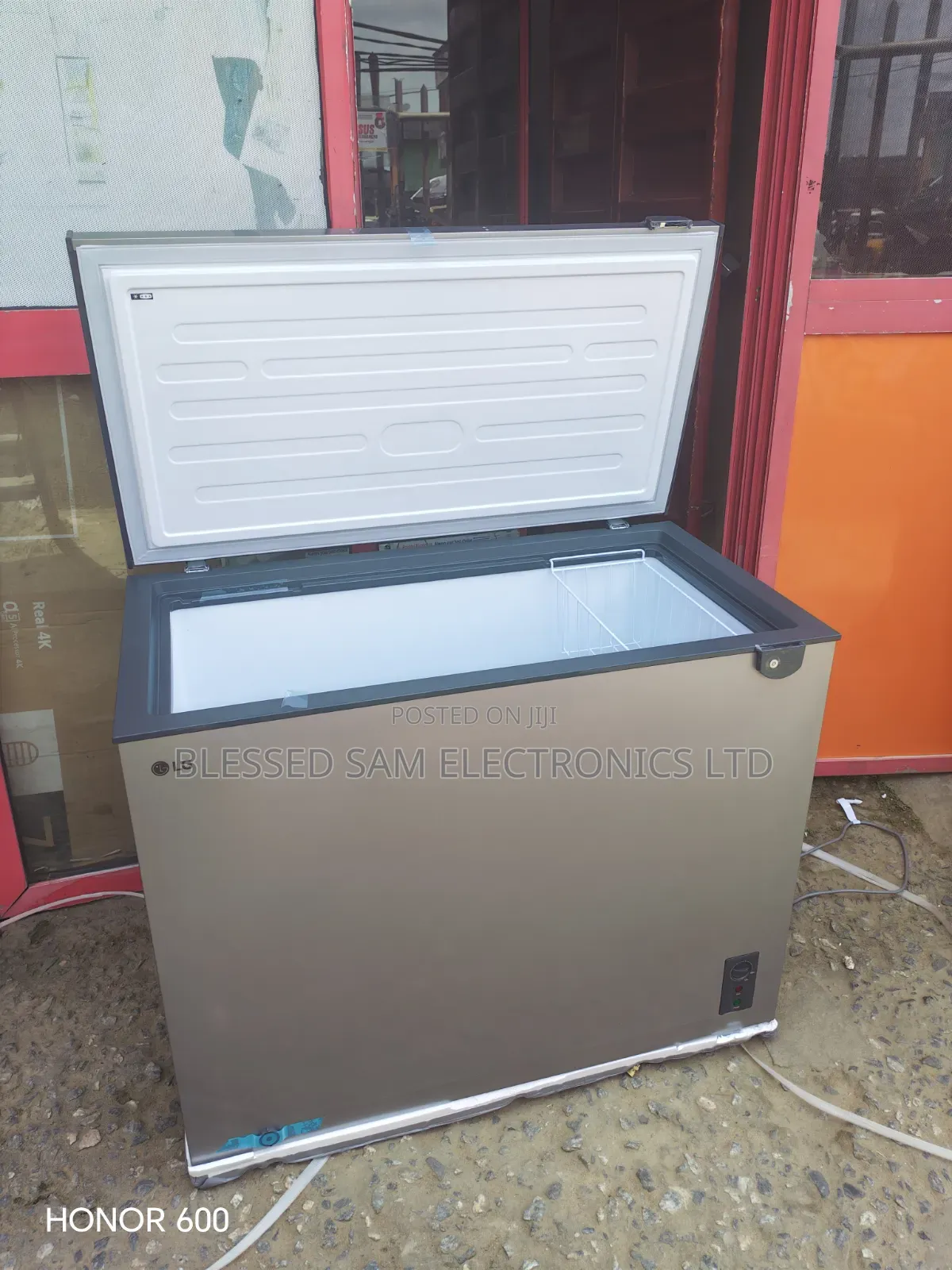 LG Chest Freezer 243 Litres Energy Saving ( Original ) Fast Freezing
