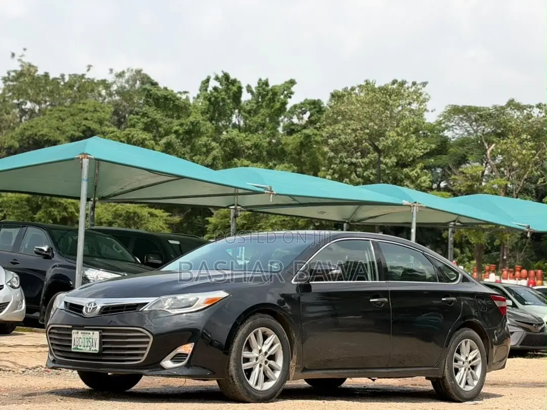 Toyota Avalon XLE 4dr Sedan (3.5L 6cyl 6A) 2015 Black