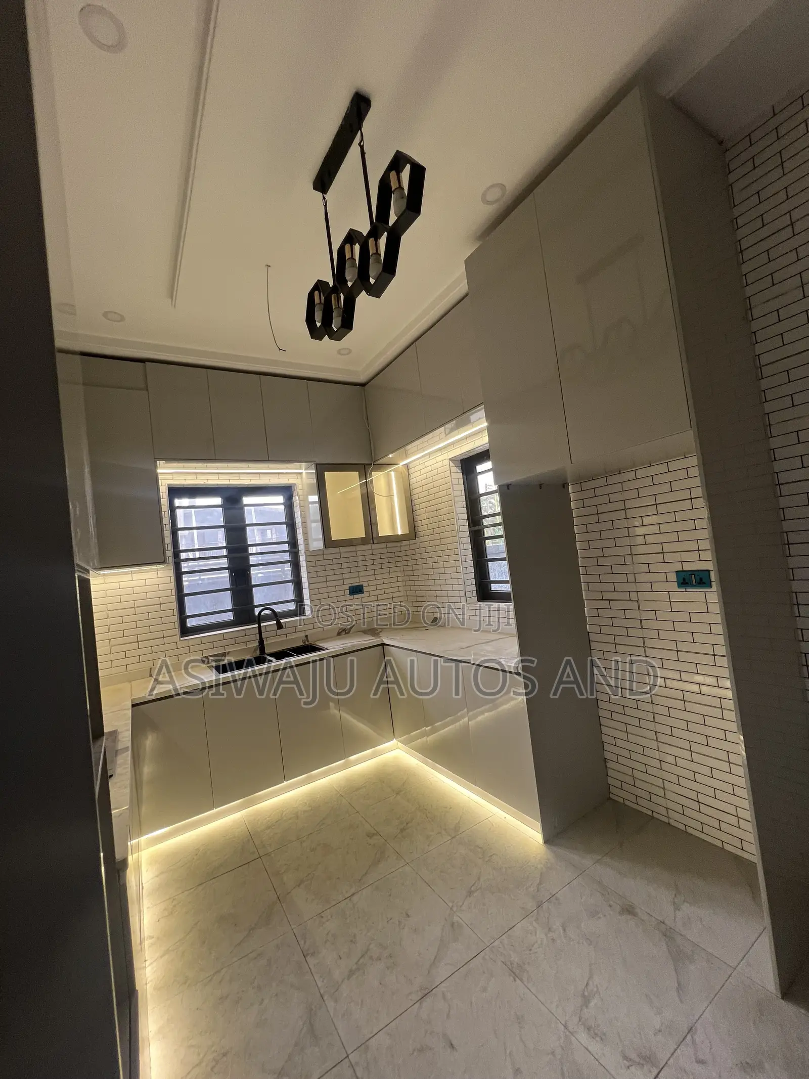 4bdrm Duplex in Abisogun Estate, Ogba for sale