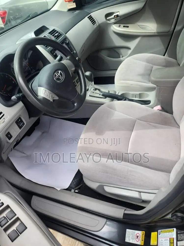 Toyota Corolla 2013 Gray