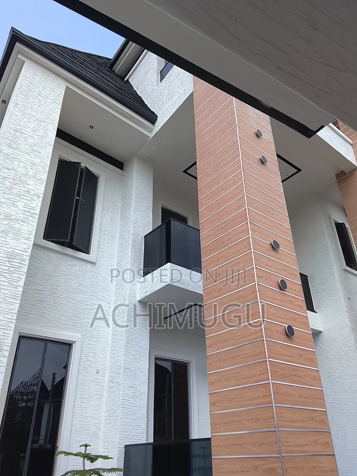 5bdrm Duplex in Seraph Estate, Dakwo District for sale