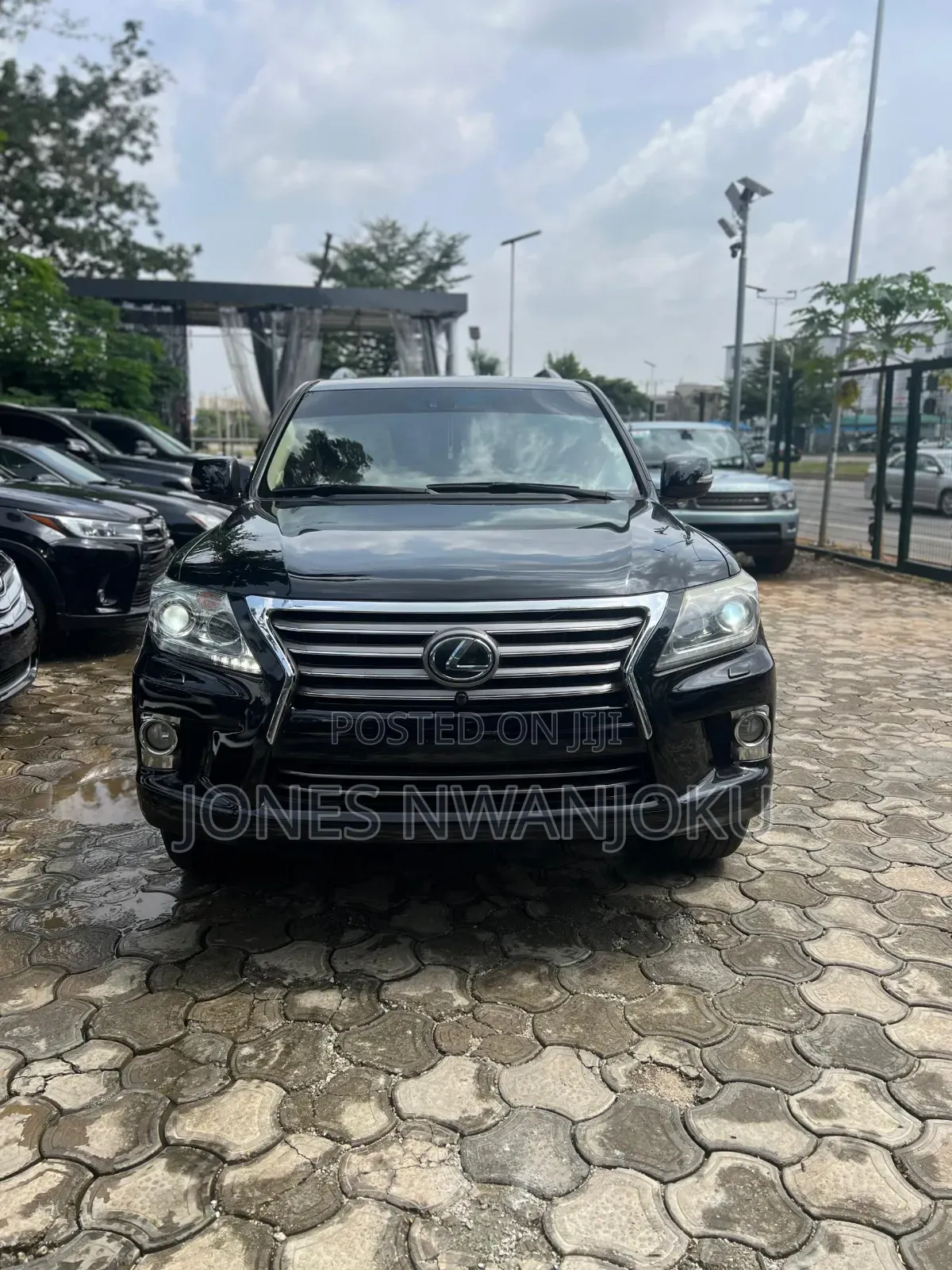 Lexus LX 570 2012 Gray