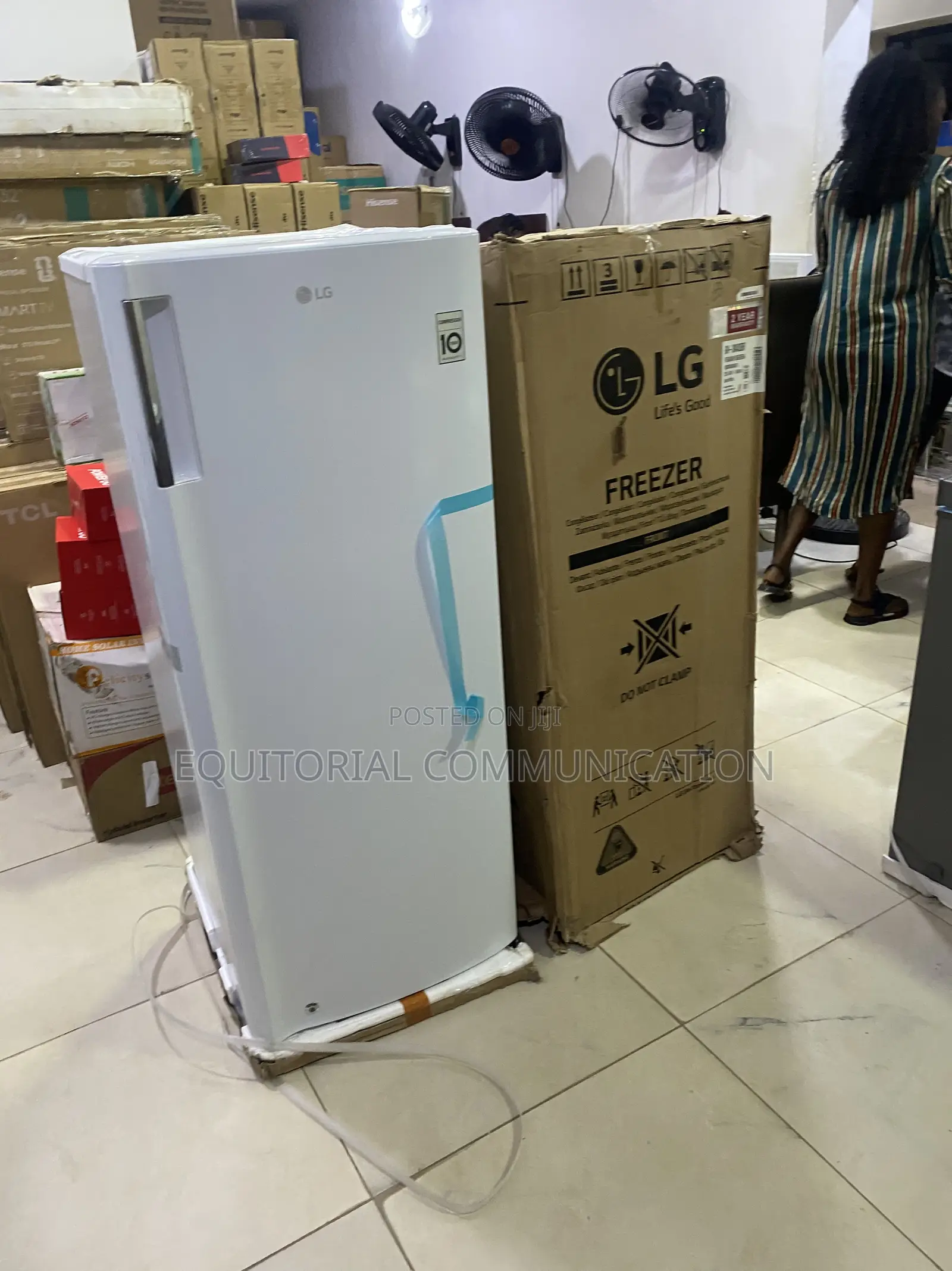 LG GN-304SQBR Vertical Freezer for Household Use 168L