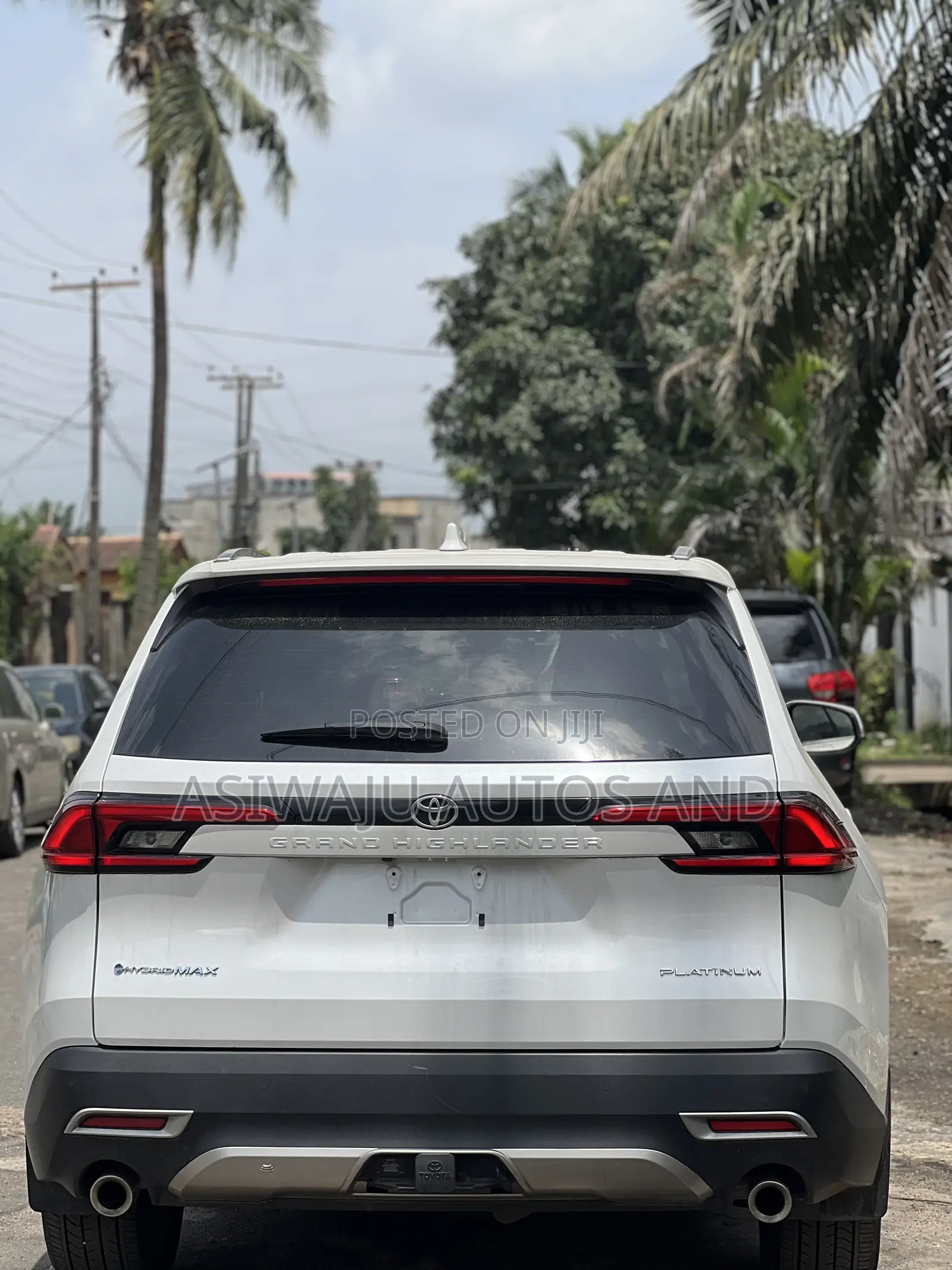 Toyota Grand Highlander Hybrid XLE 2026 White