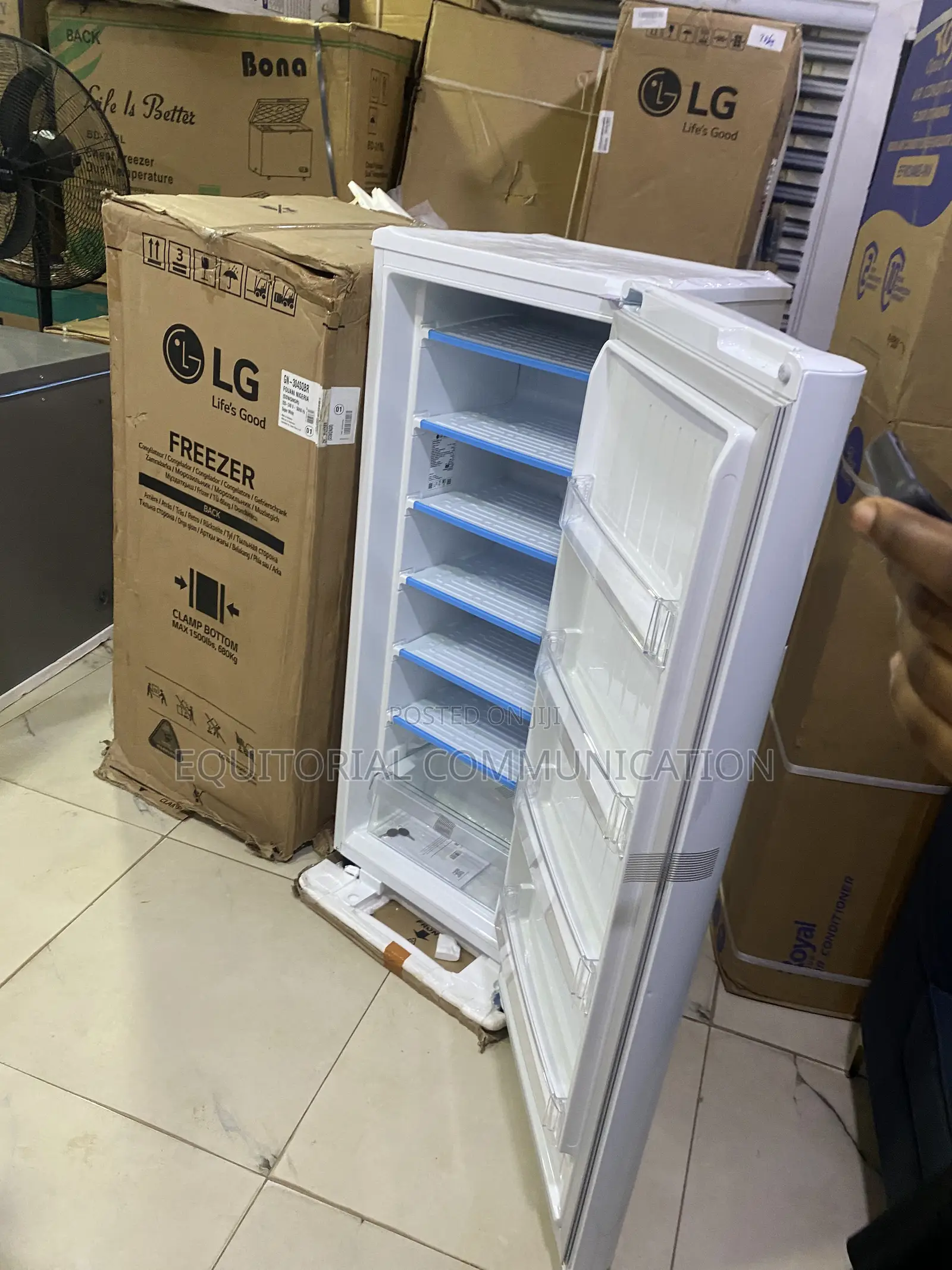 LG GN-304SQBR 168L Freezer for Family Food Storage