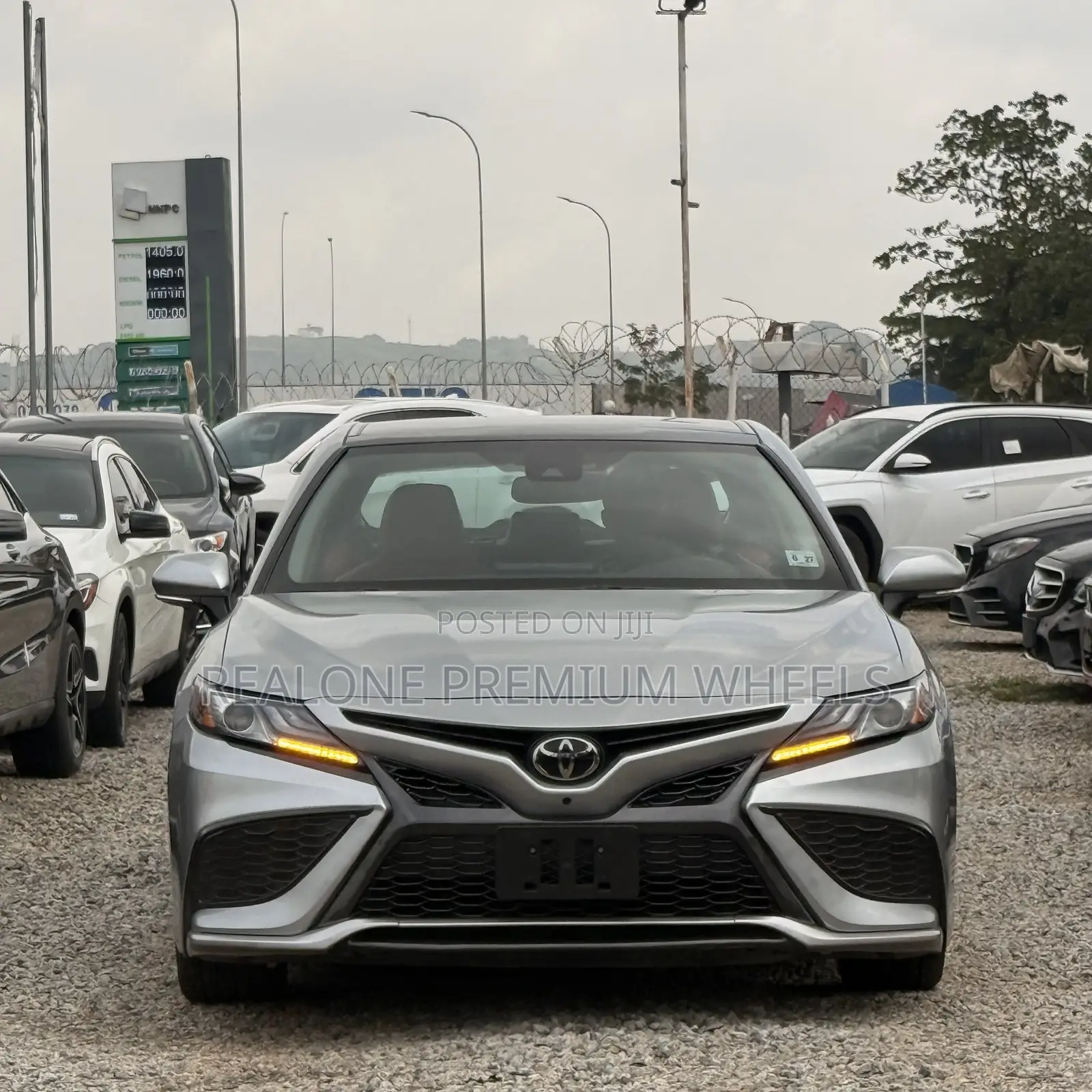Toyota Camry XSE 2022 Silver