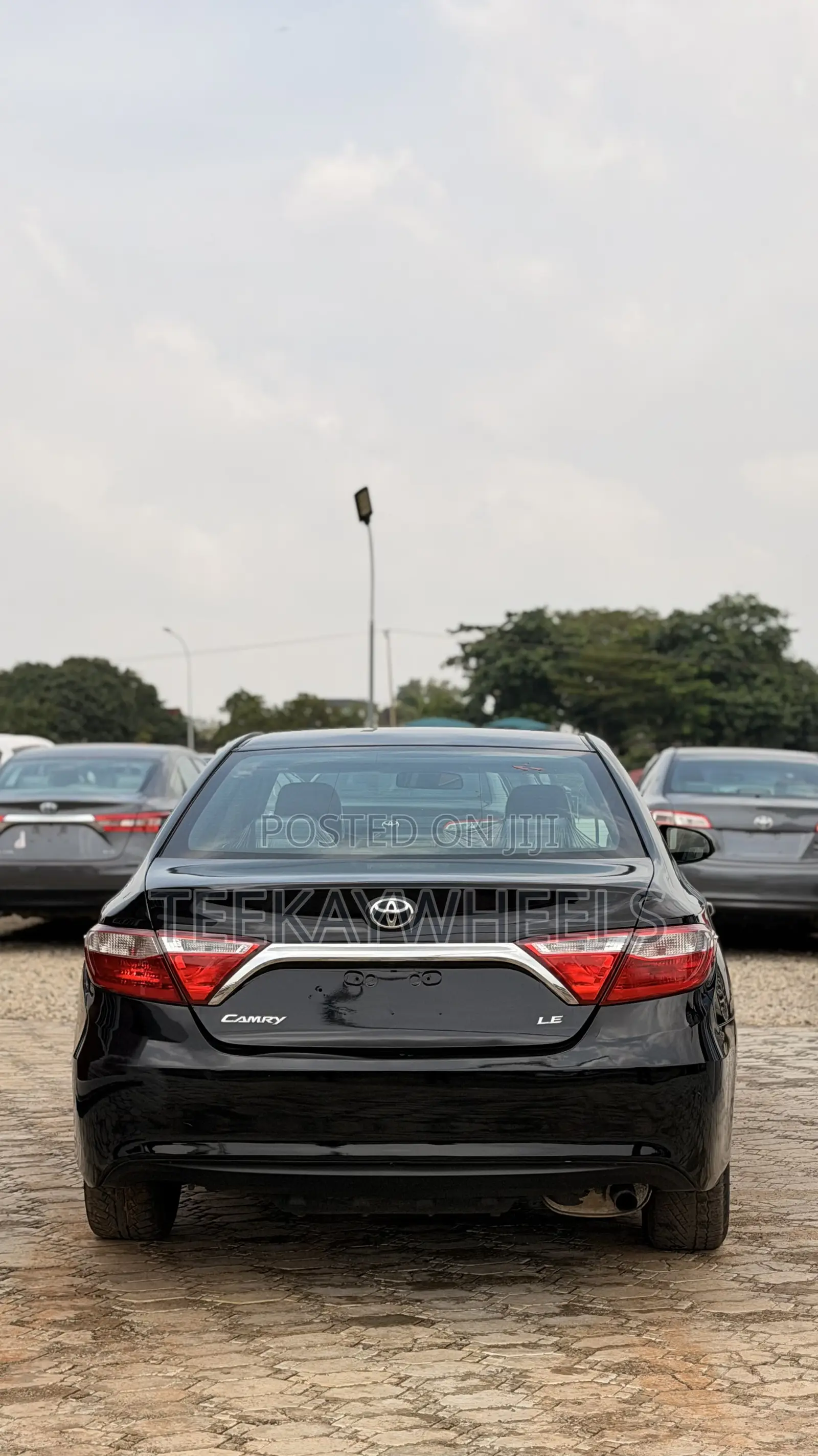 Toyota Camry LE 4dr Sedan (2.5L 4cyl 6A) 2016 Black