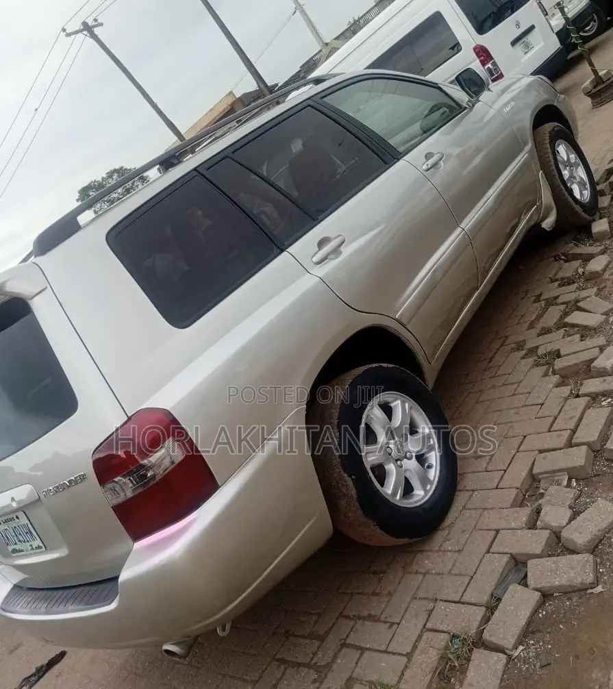 Toyota Highlander V6 2006 Silver