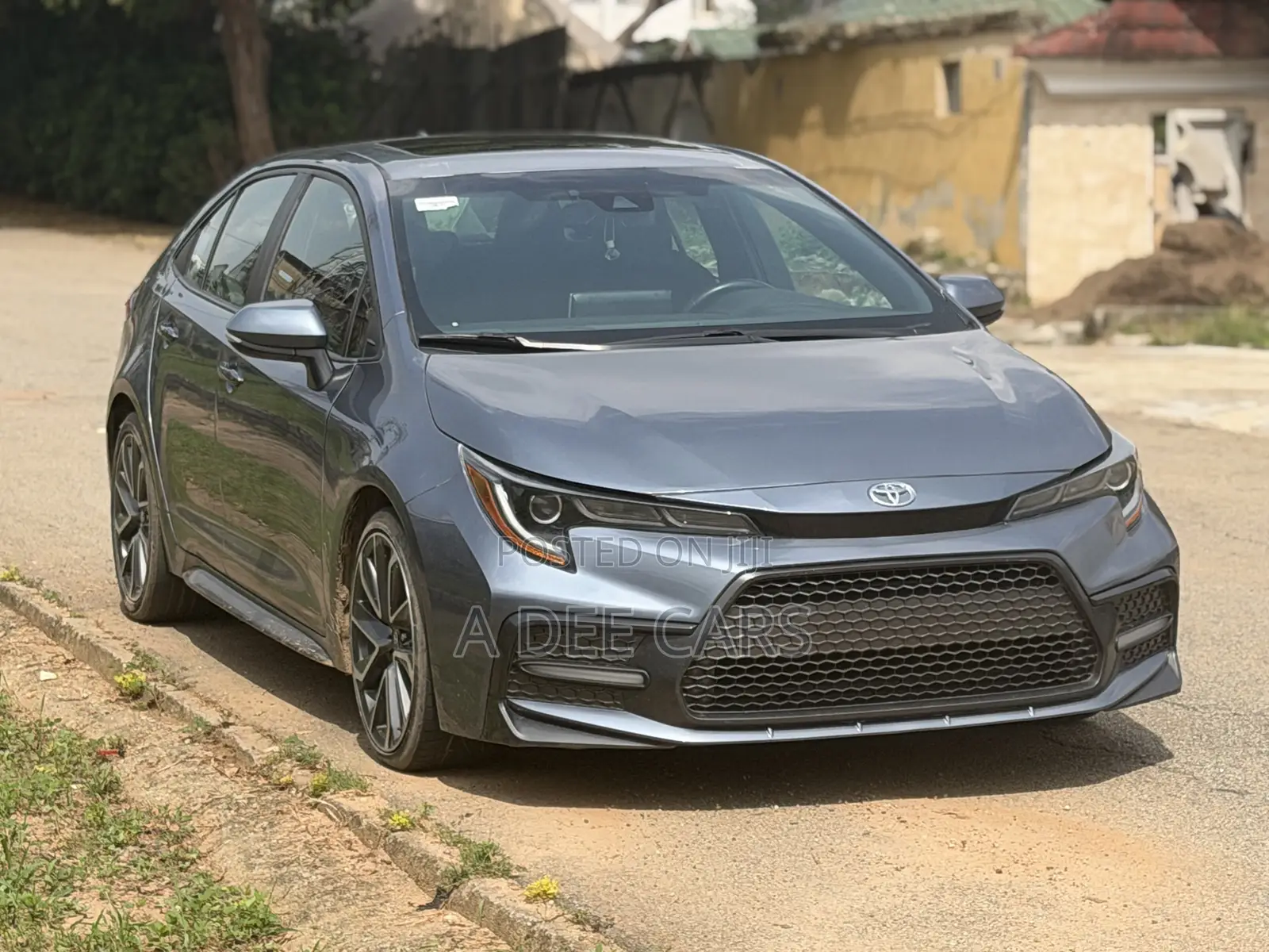 Toyota Corolla SE 2020 Blue