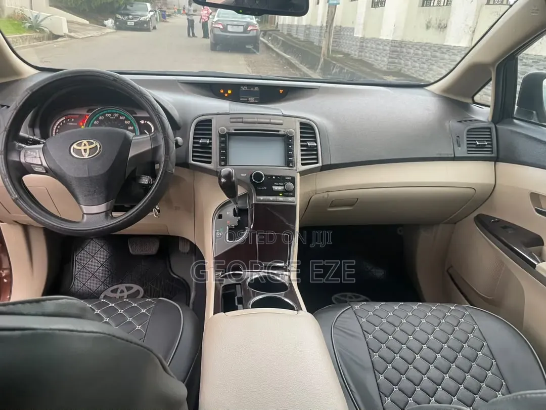 Toyota Venza 2010 Brown