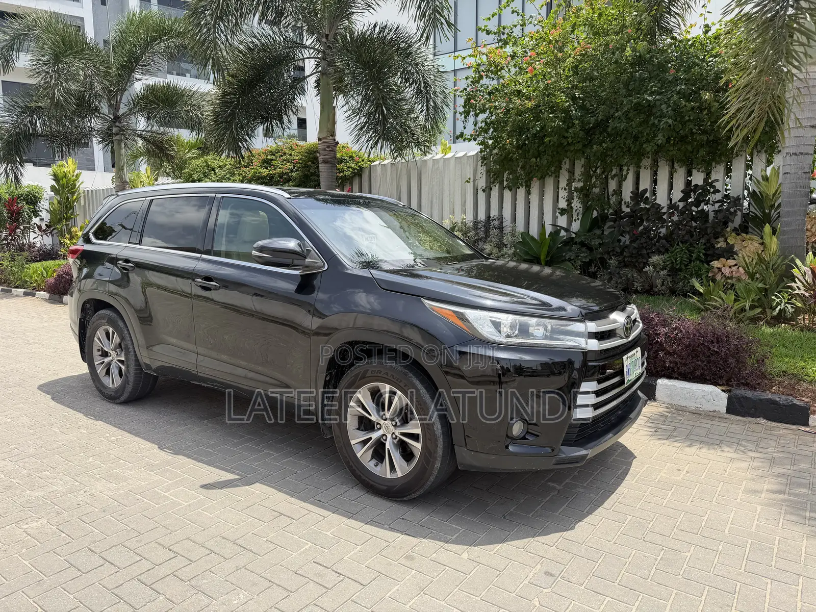 Toyota Highlander XLE 4dr SUV (3.5L 6cyl 6A) 2014 Black