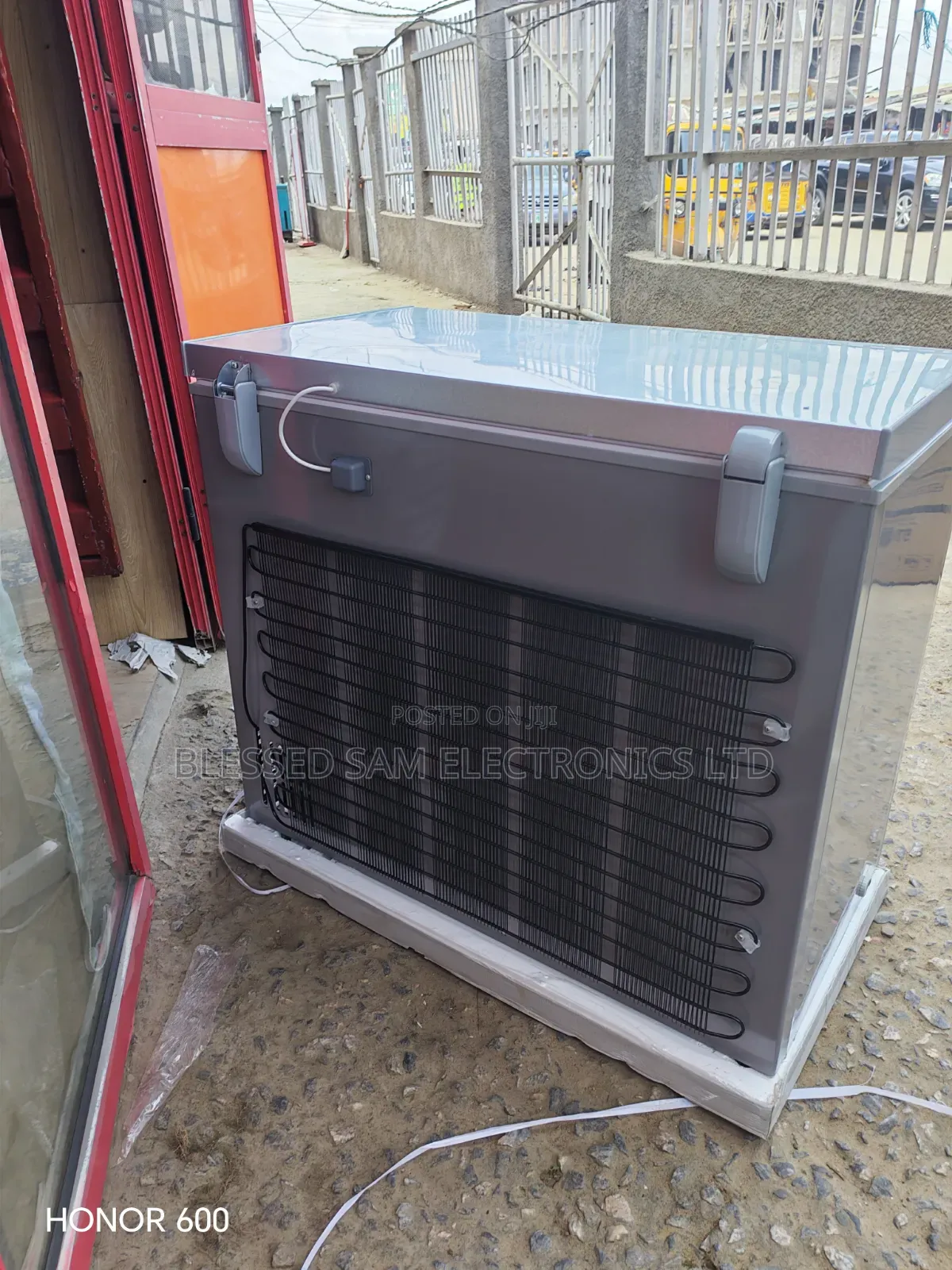 LG Solar 400 Litres Chest Freezer Fast Ice Block Maker 2 Yrs Warranty